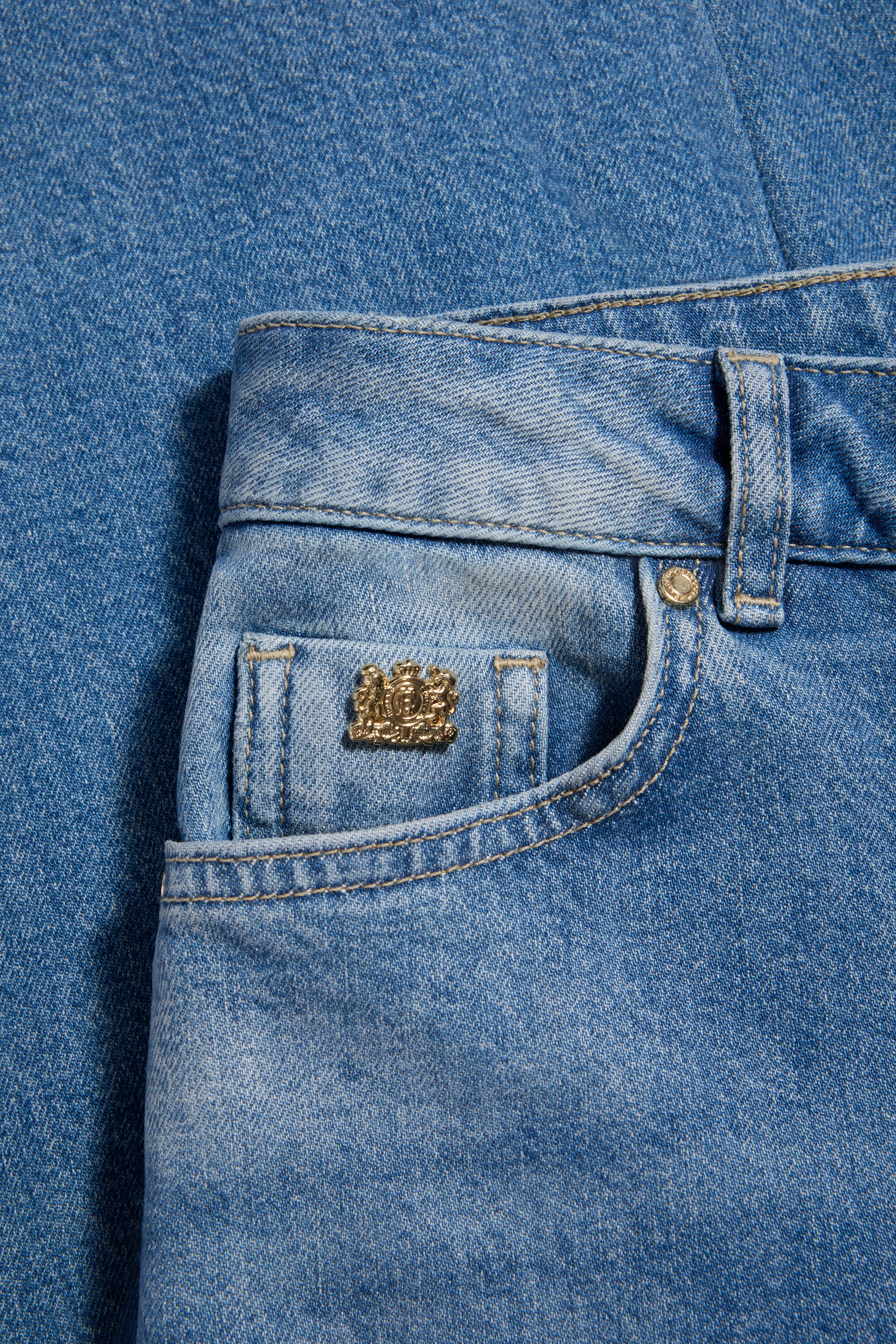 Classic Straight Jean (Classic Denim) - Image 7