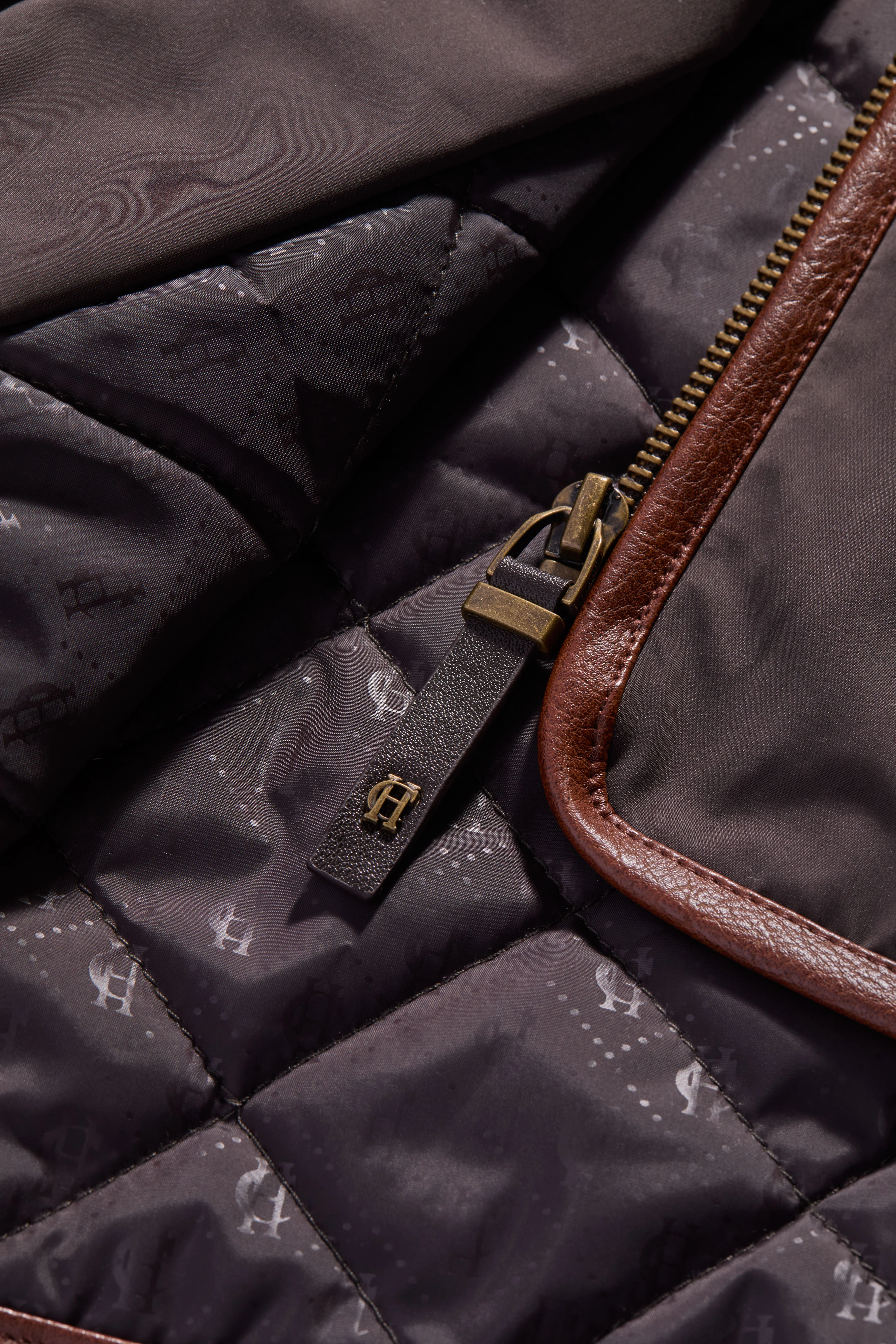 Clay Vest (Chocolate) - Image 9