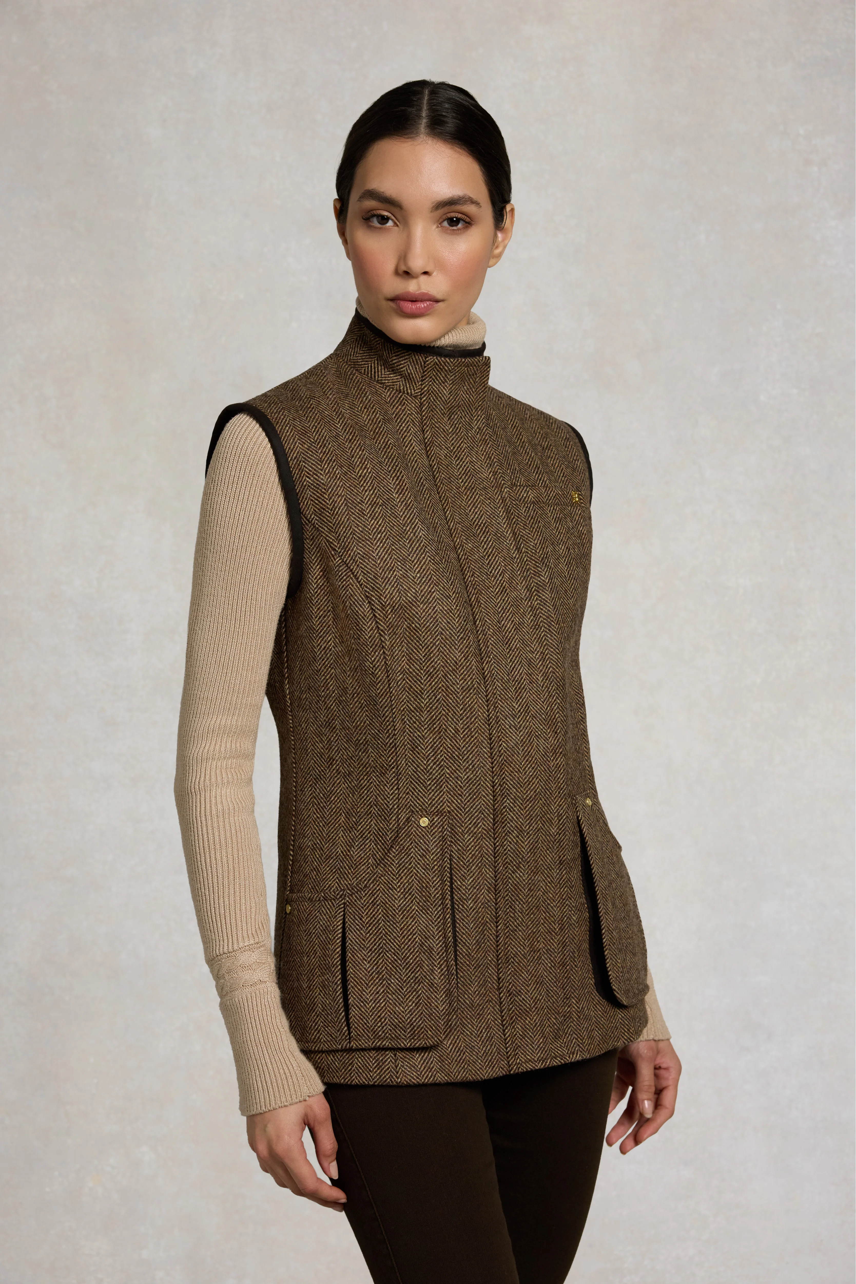 Country Classic Tweed Gilet (Large Scale Brown Herringbone) - Image 4