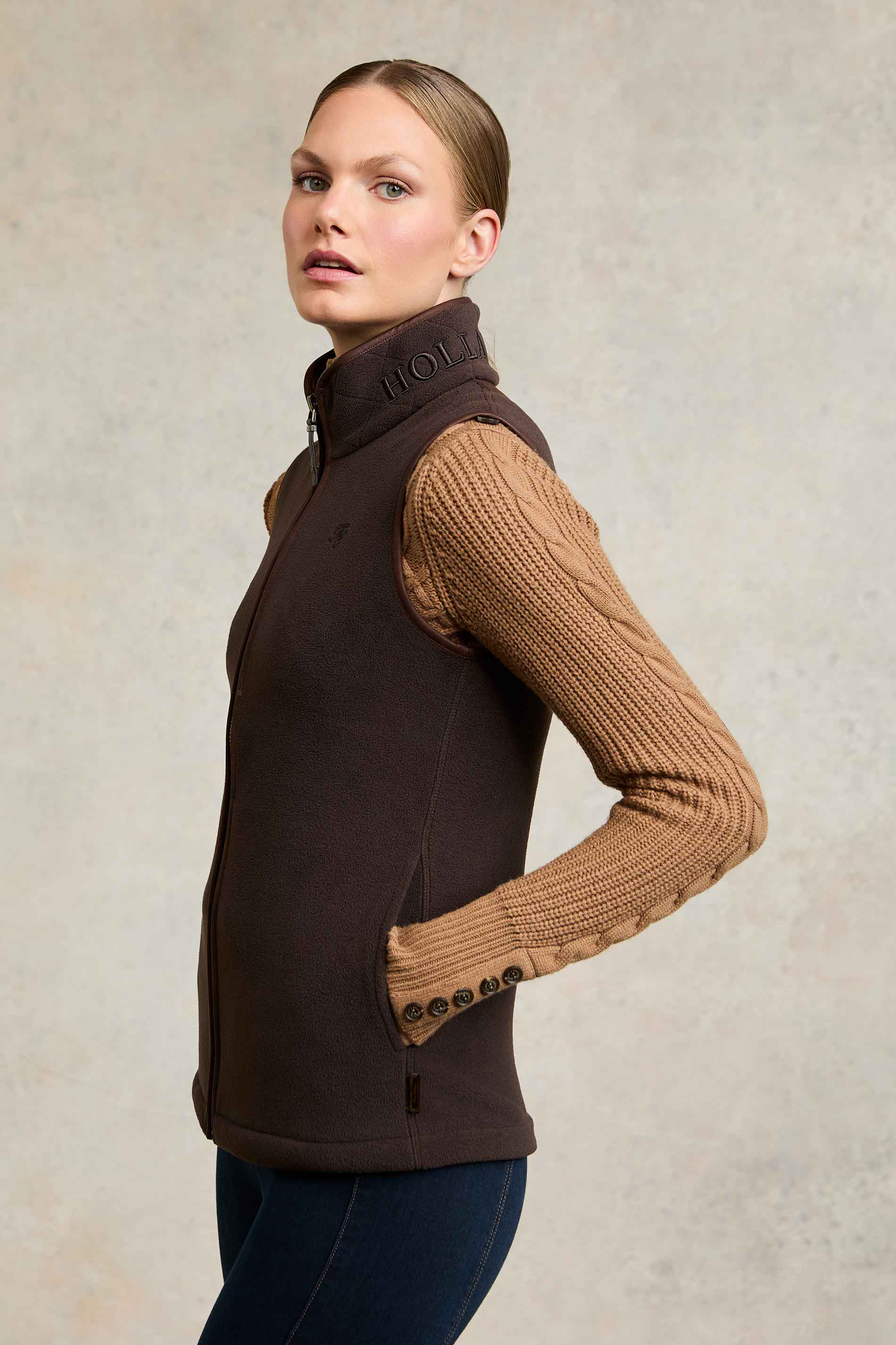 Country Fleece Gilet (Chocolate) - Image 9