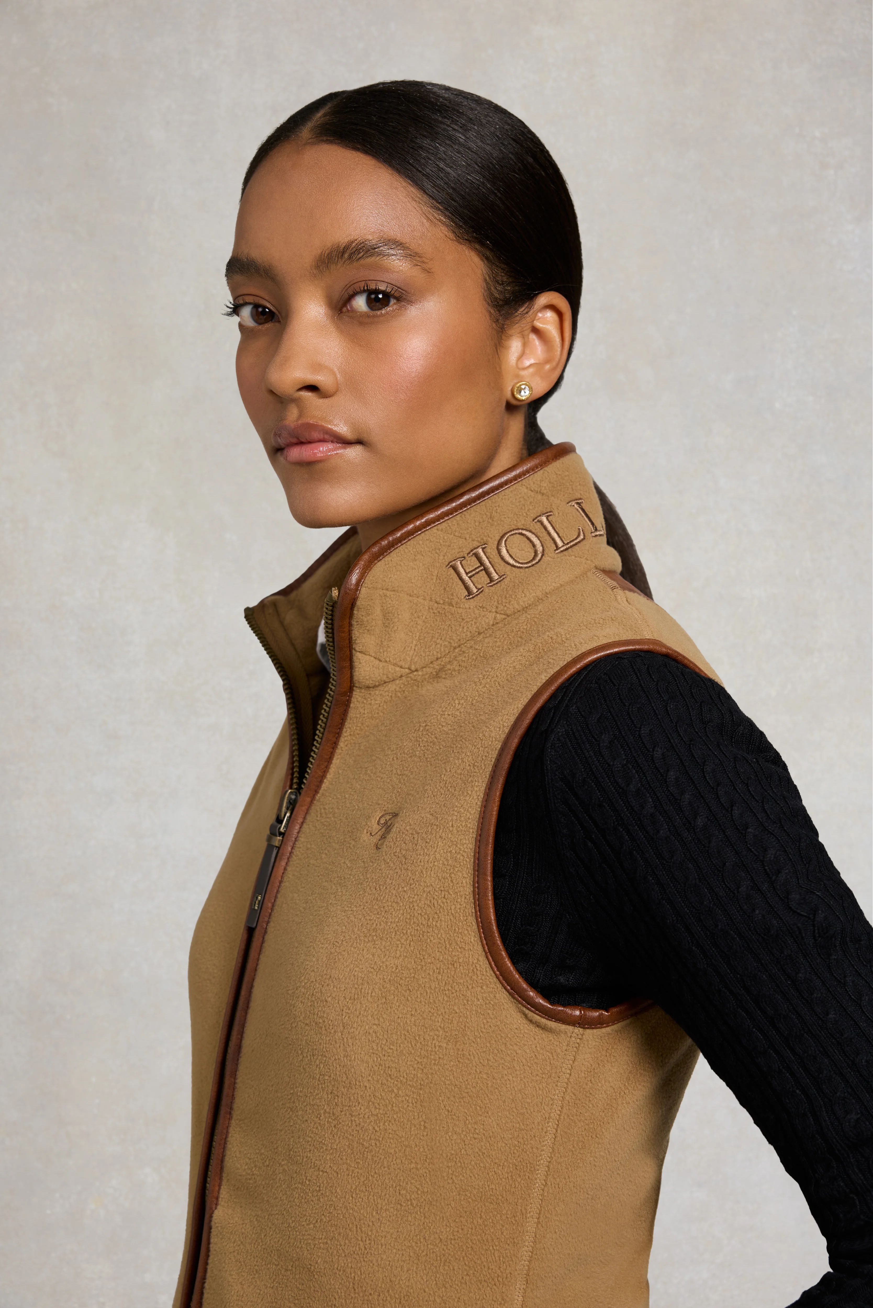 Country Fleece Gilet (Coffee) - Image 3