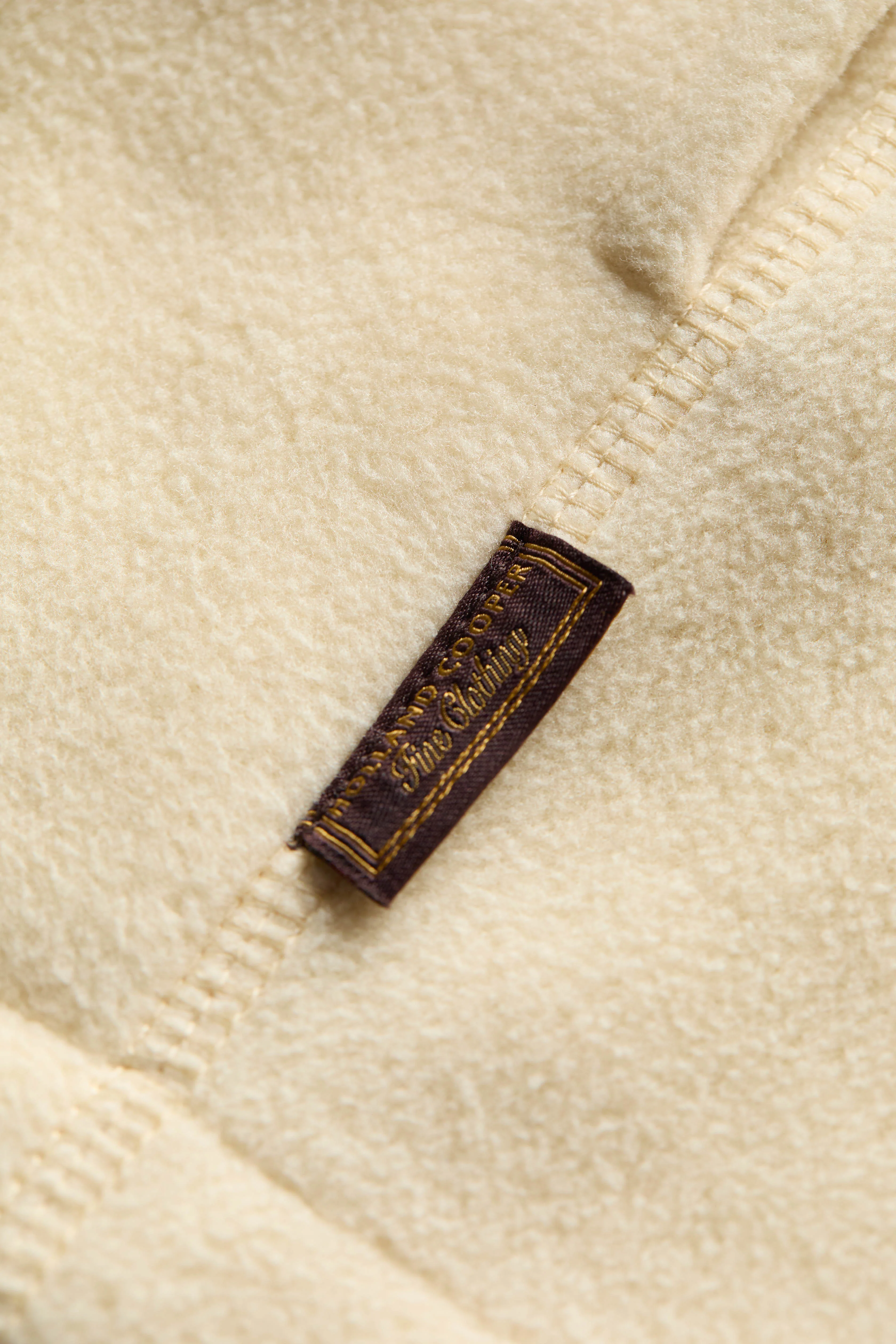 Country Fleece Gilet (Cream) - Image 9