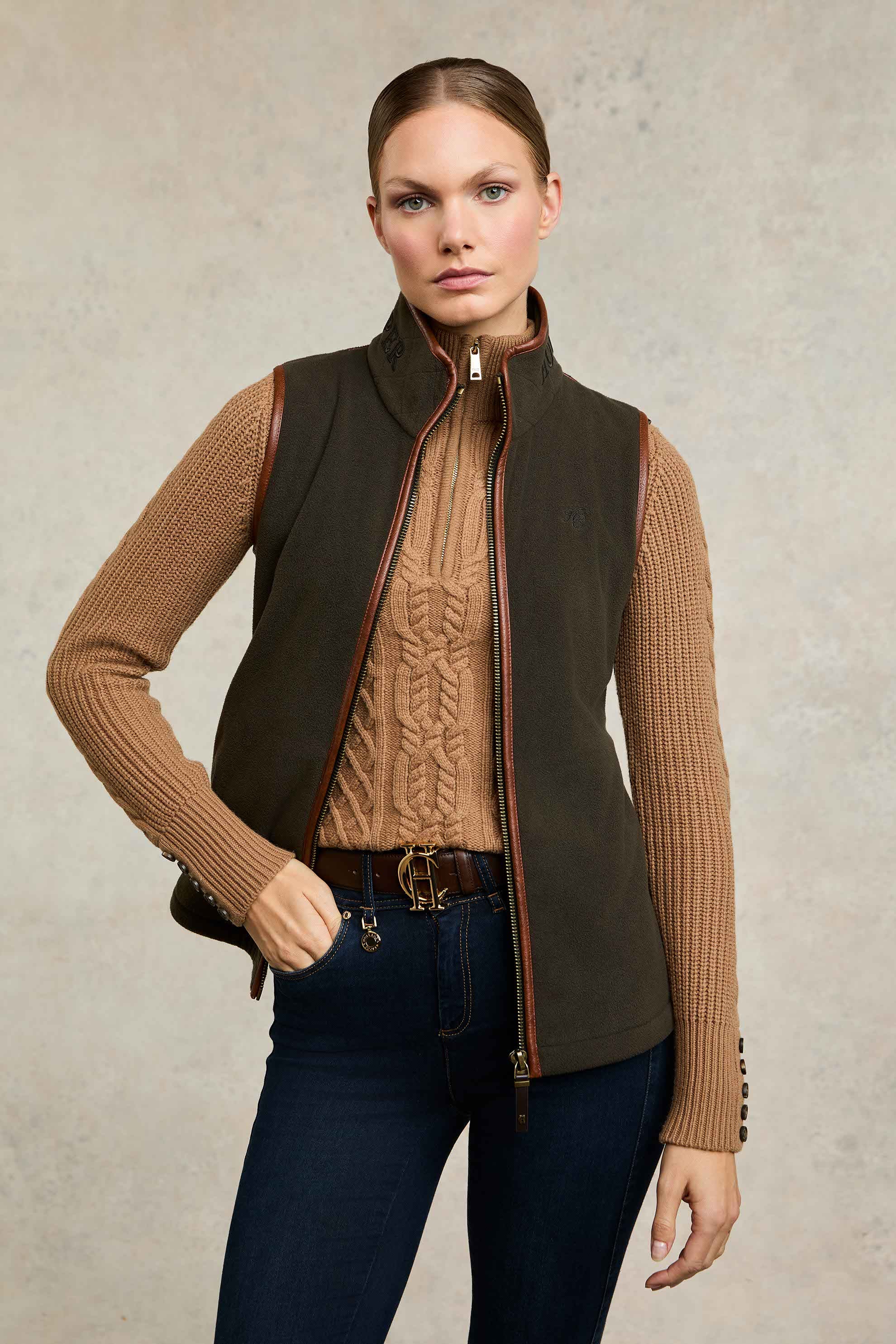 Country Fleece Gilet (Khaki) - Image 9