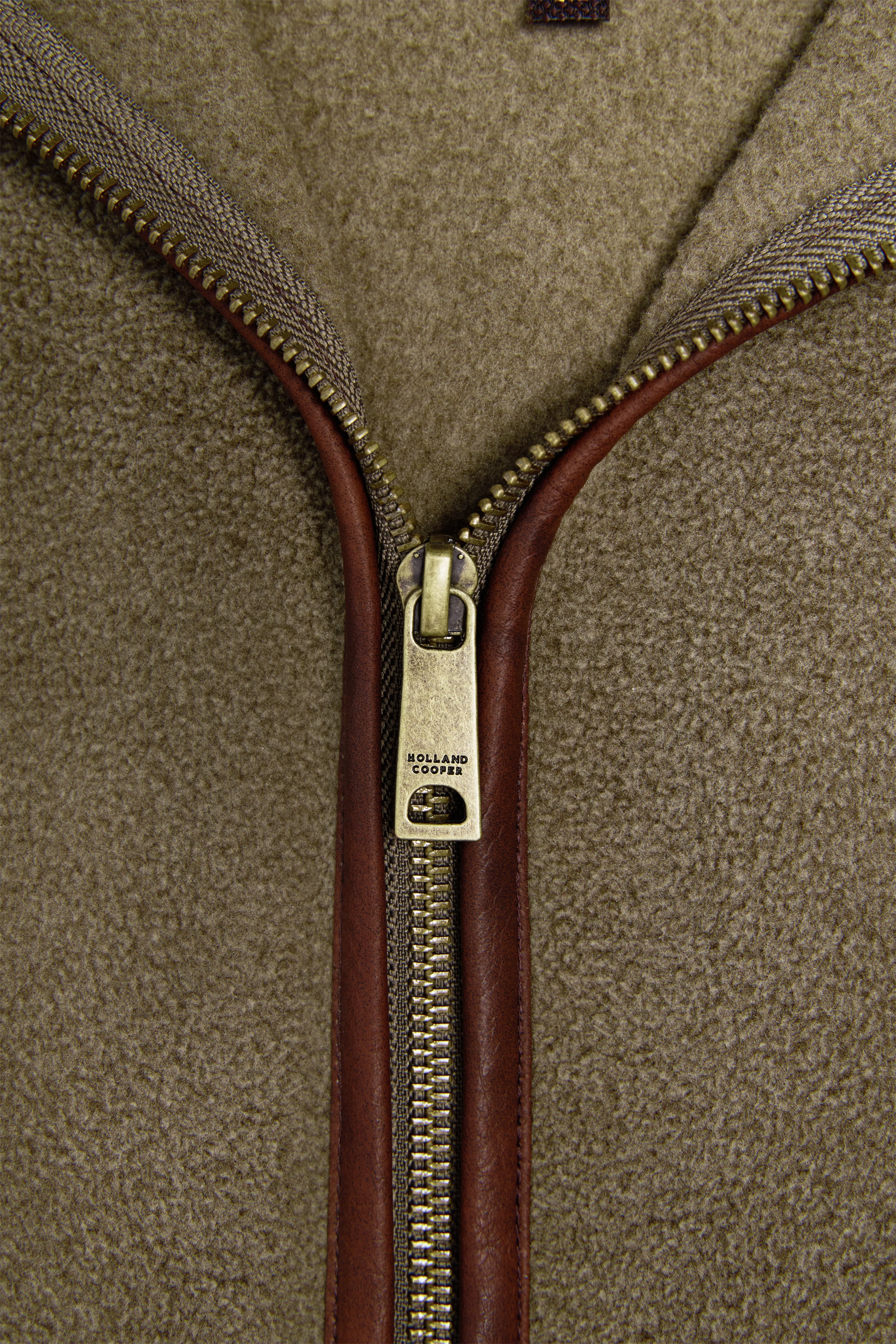 Men's Country Fleece Gilet (Dusty Khaki) - Image 8