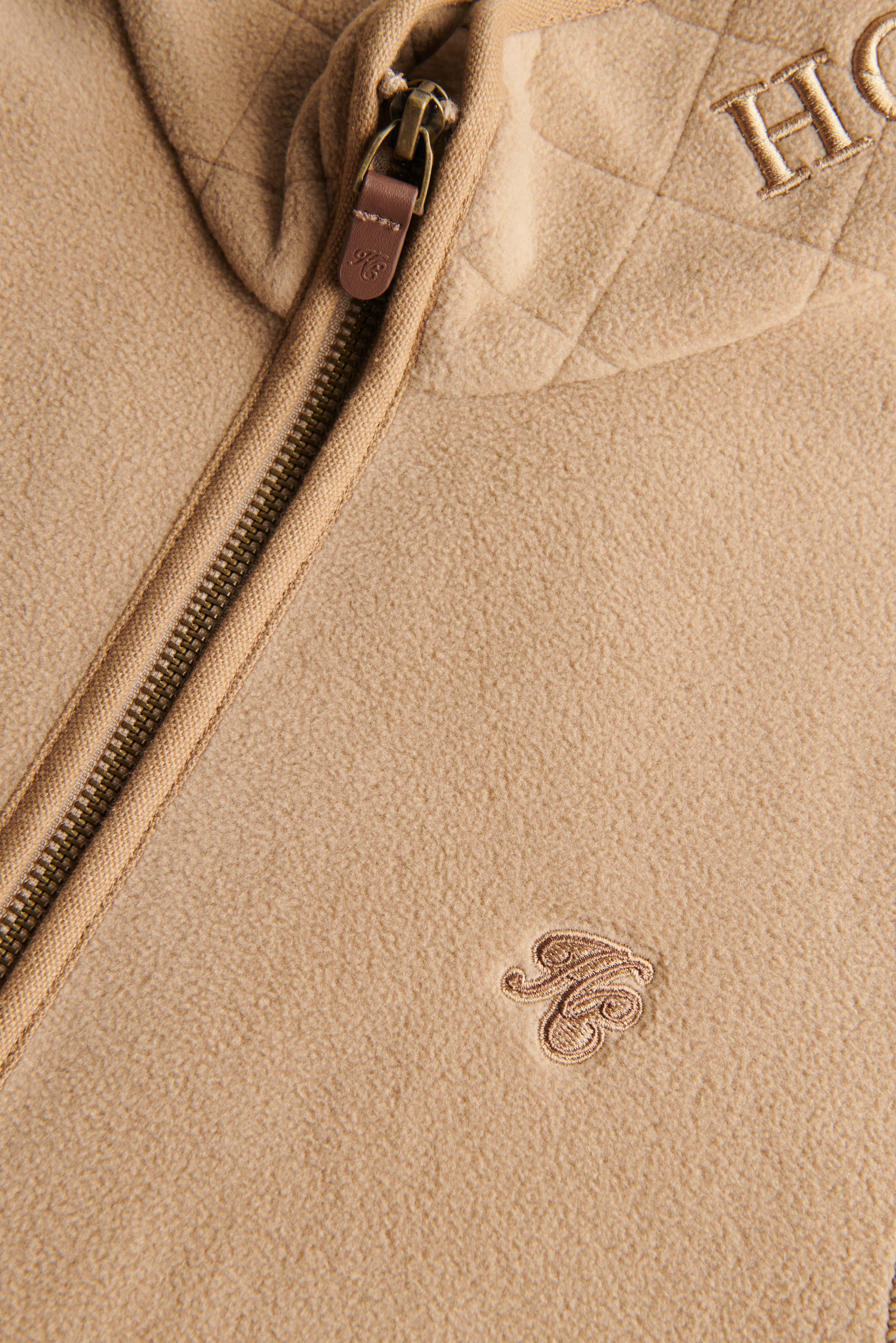 Country Longline Fleece (Sand) - Image 11