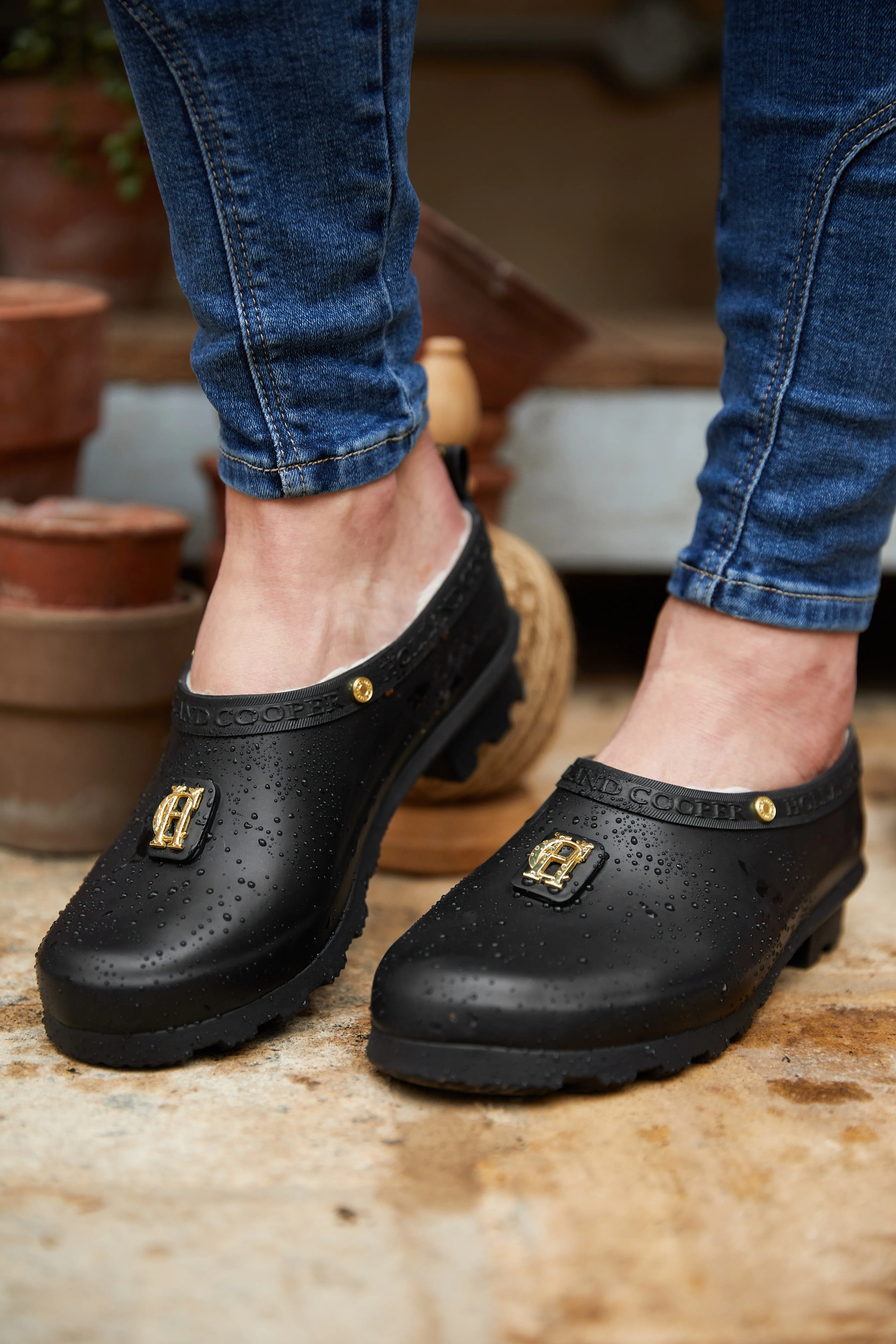 Sherpa Lined Gardening Loafer (Matte Black) - Image 12
