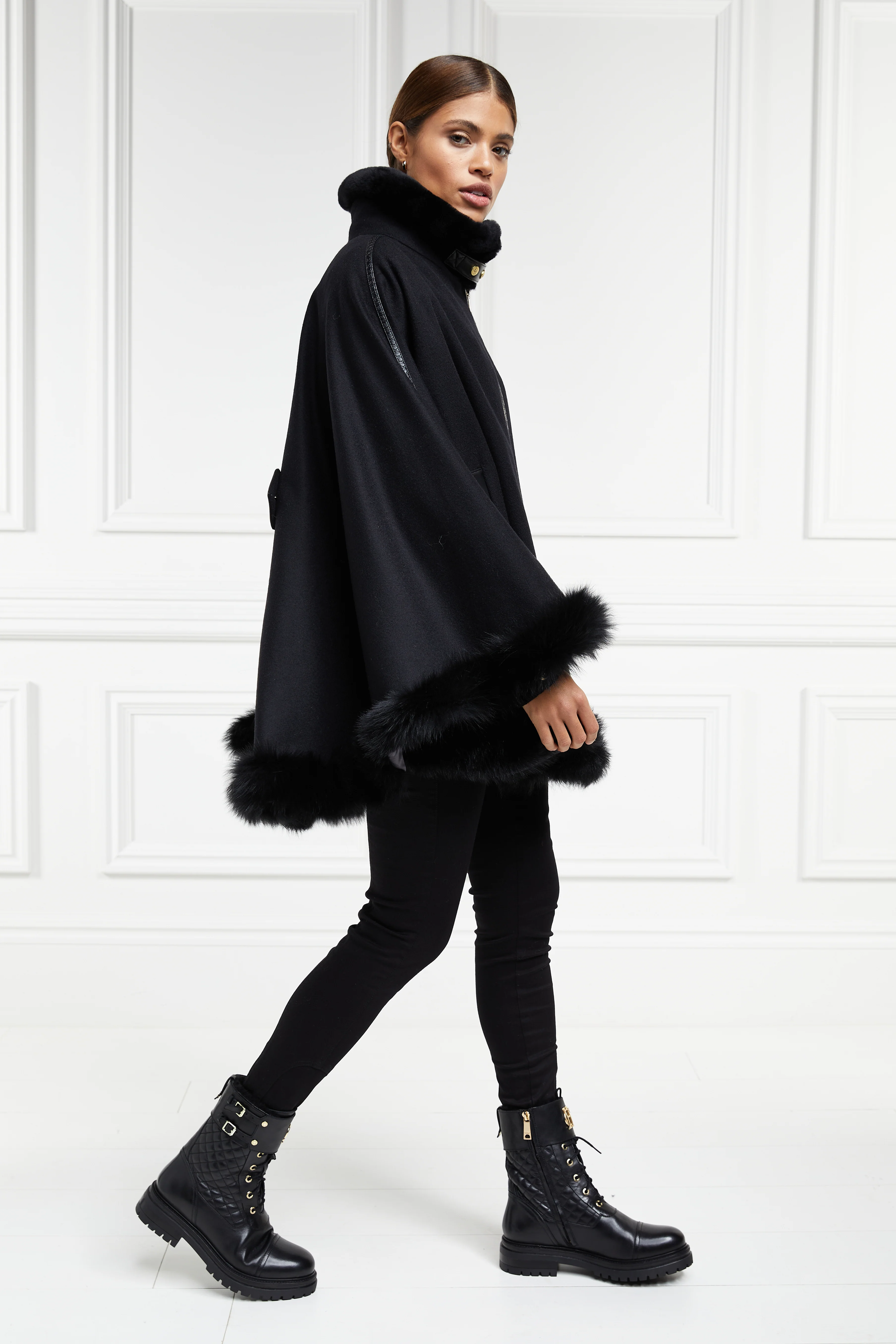 Gold Label Chiltern Cape (Soft Black) - Image 8