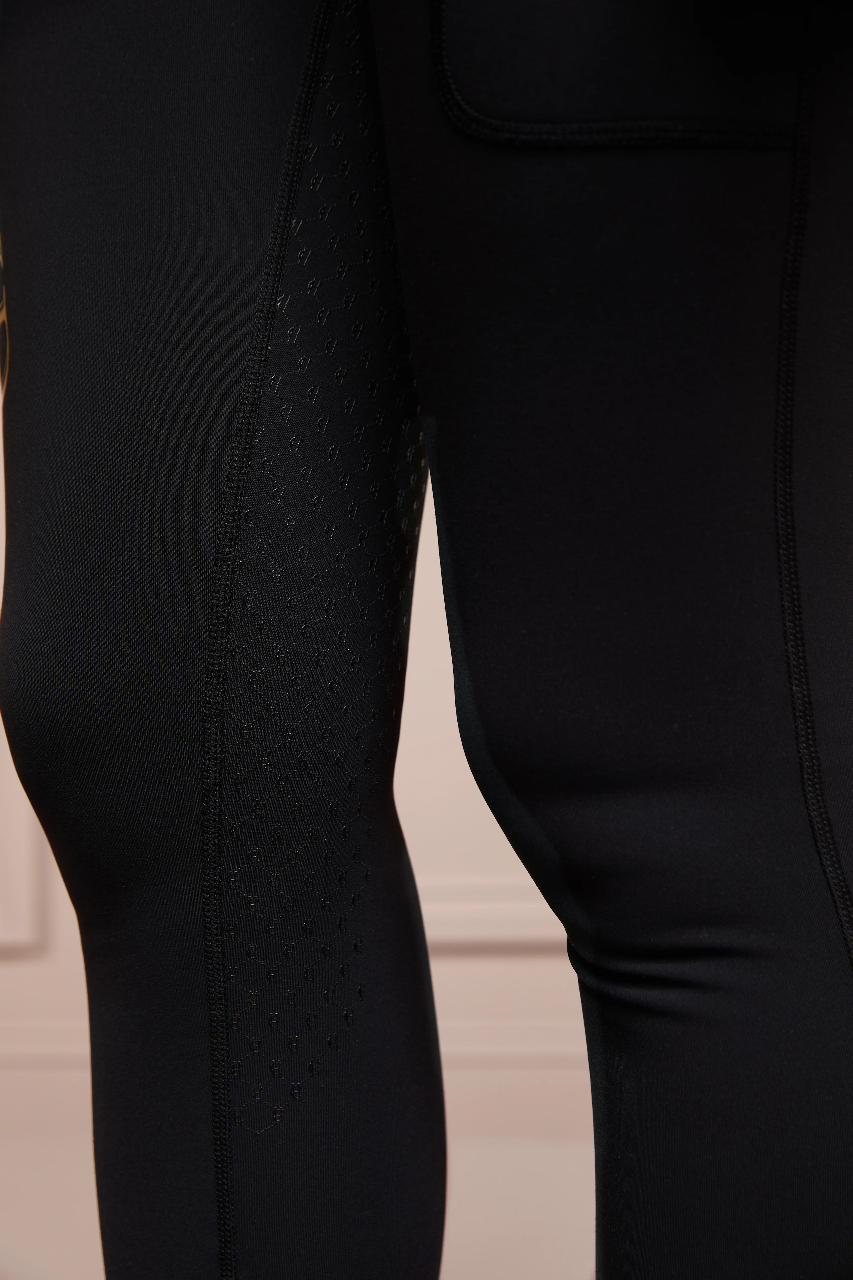Halcot Thermal Legging (Black) - Image 11