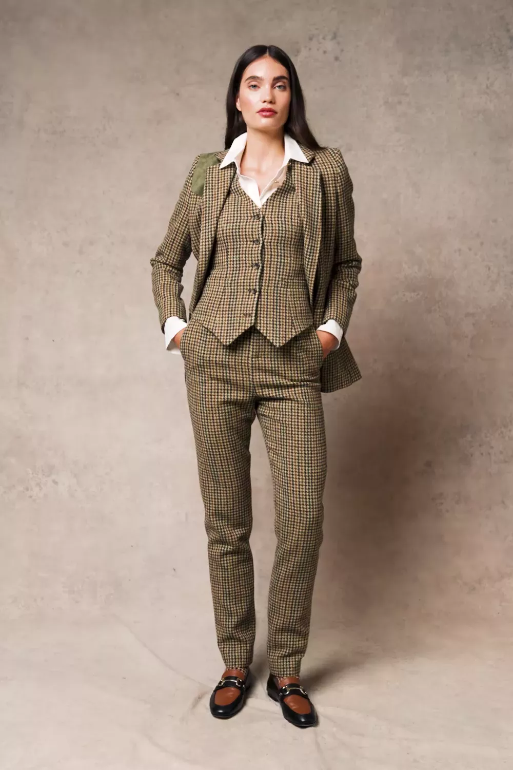 Hampton Waistcoat (Hailes Green Tweed) - Image 5