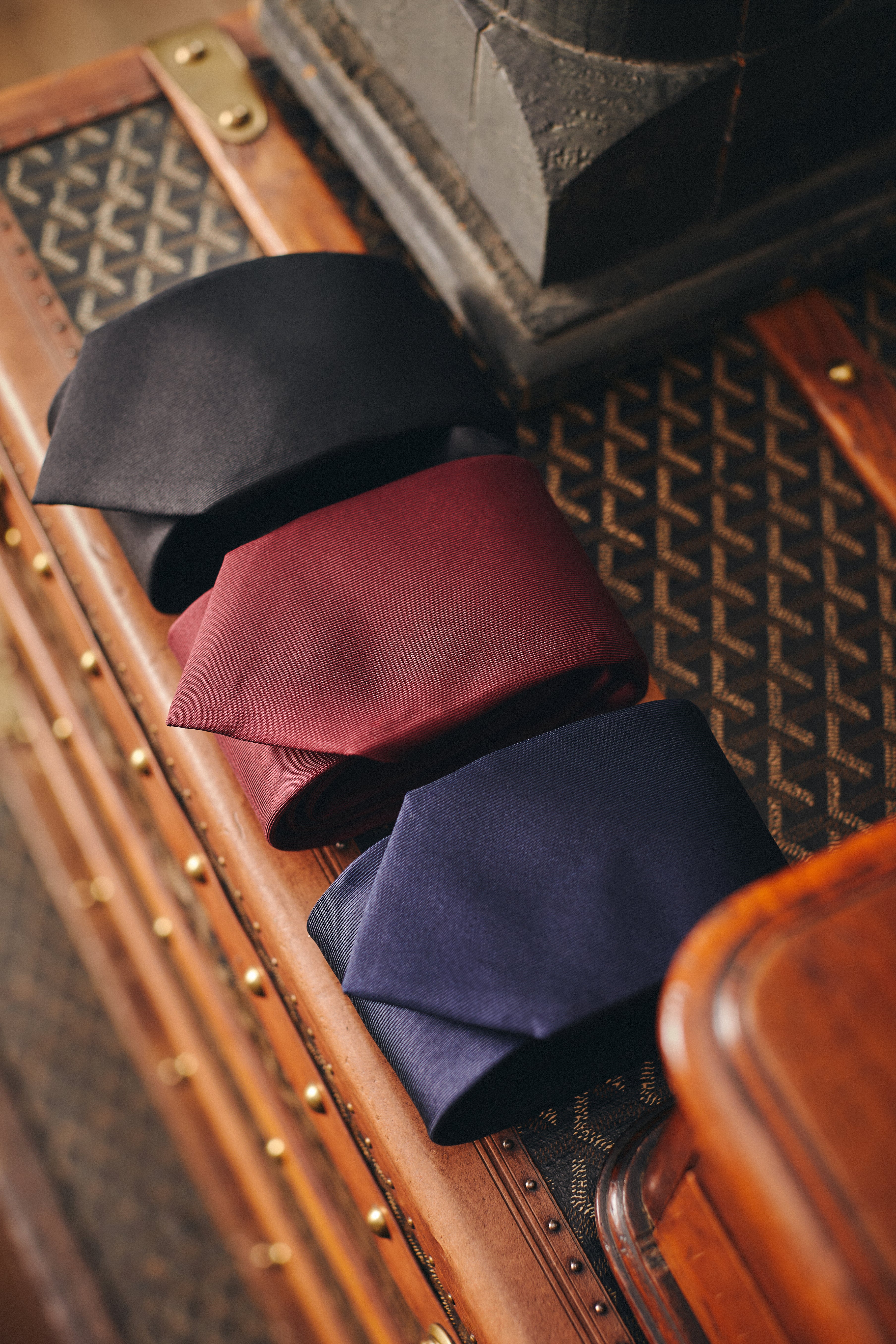 HC Unisex Tie (Ink Navy) - Image 4