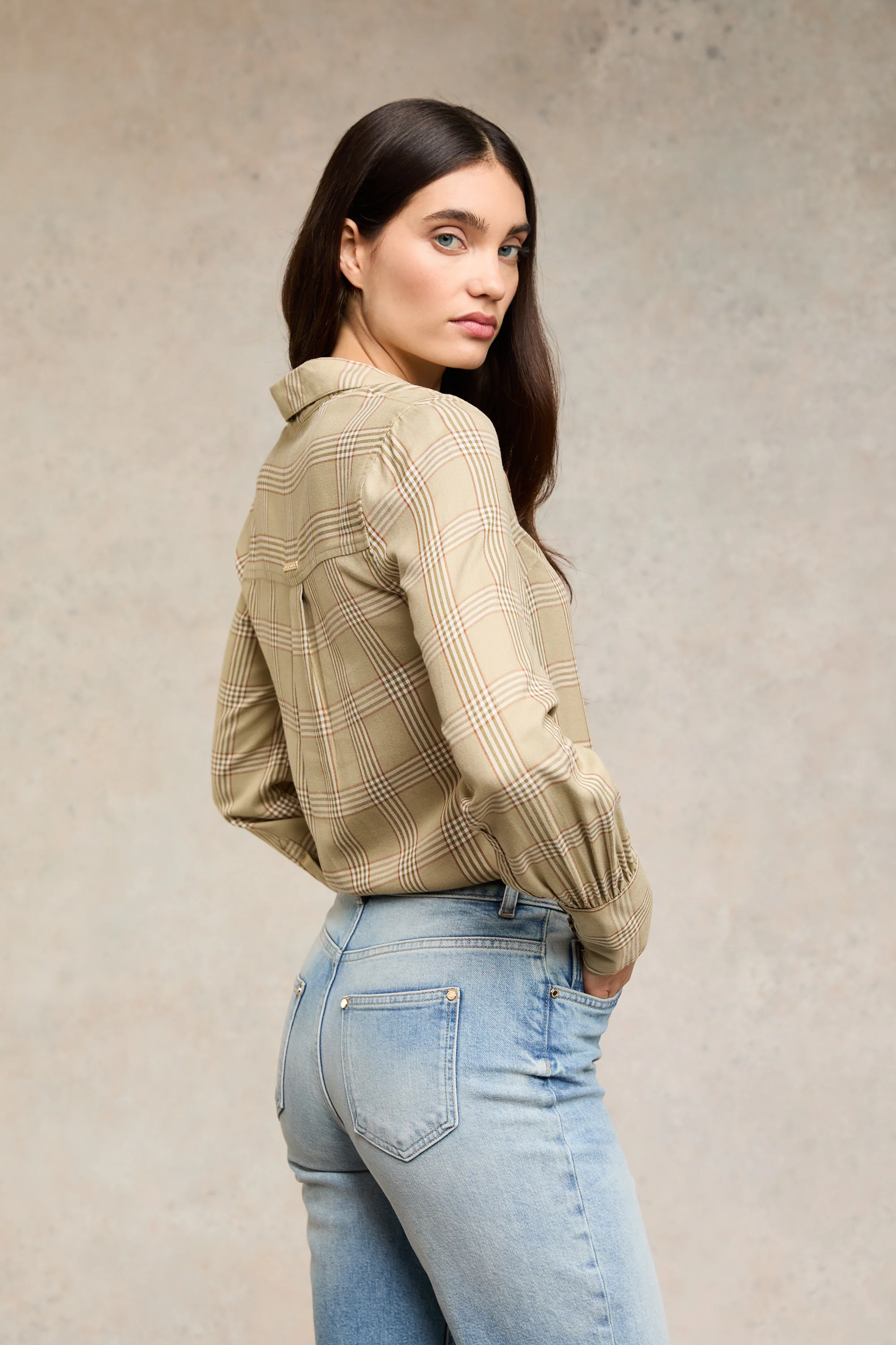 Heritage Shirt (Leveret) - Image 7