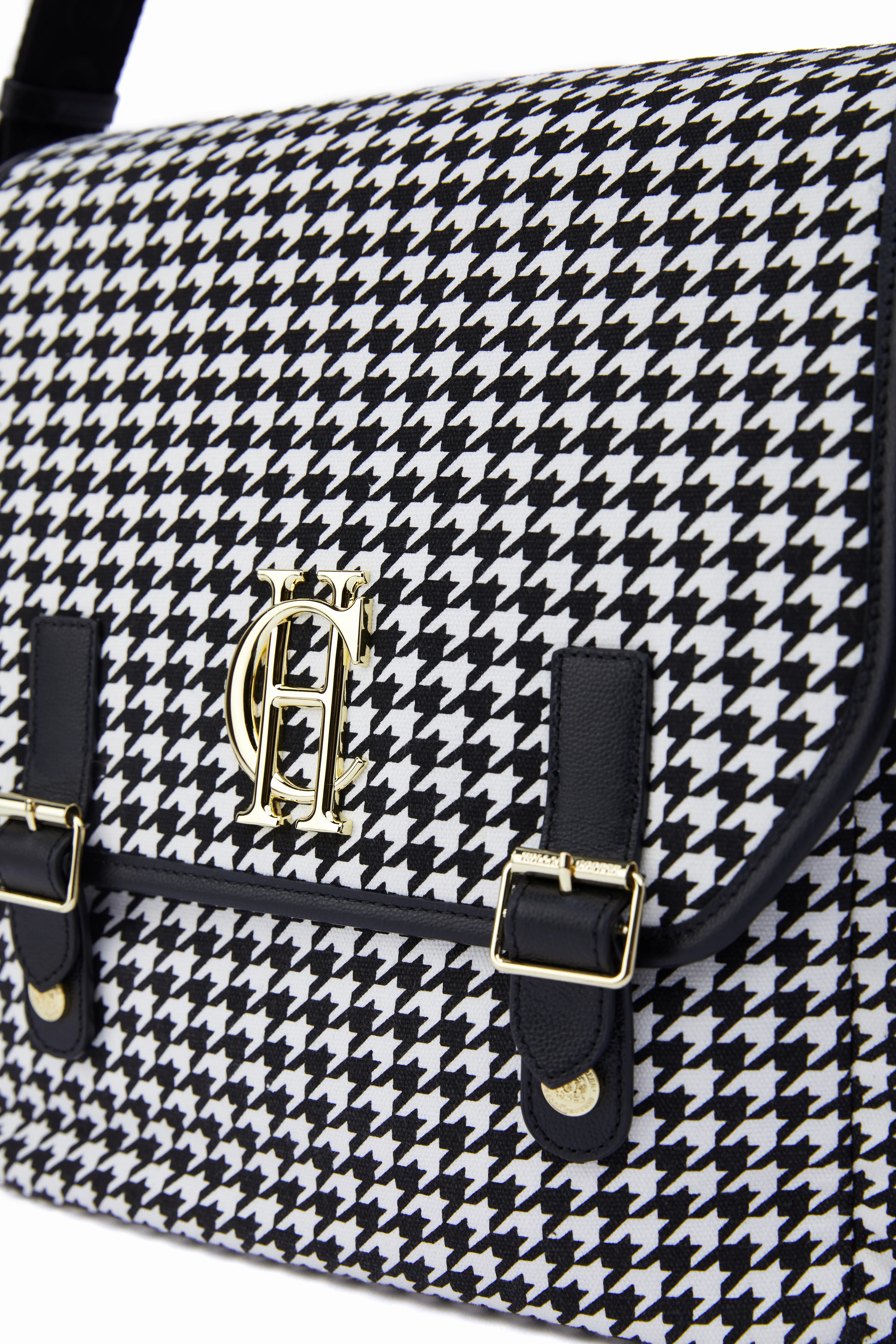 Hudson Changing Bag (Houndstooth) - Image 10