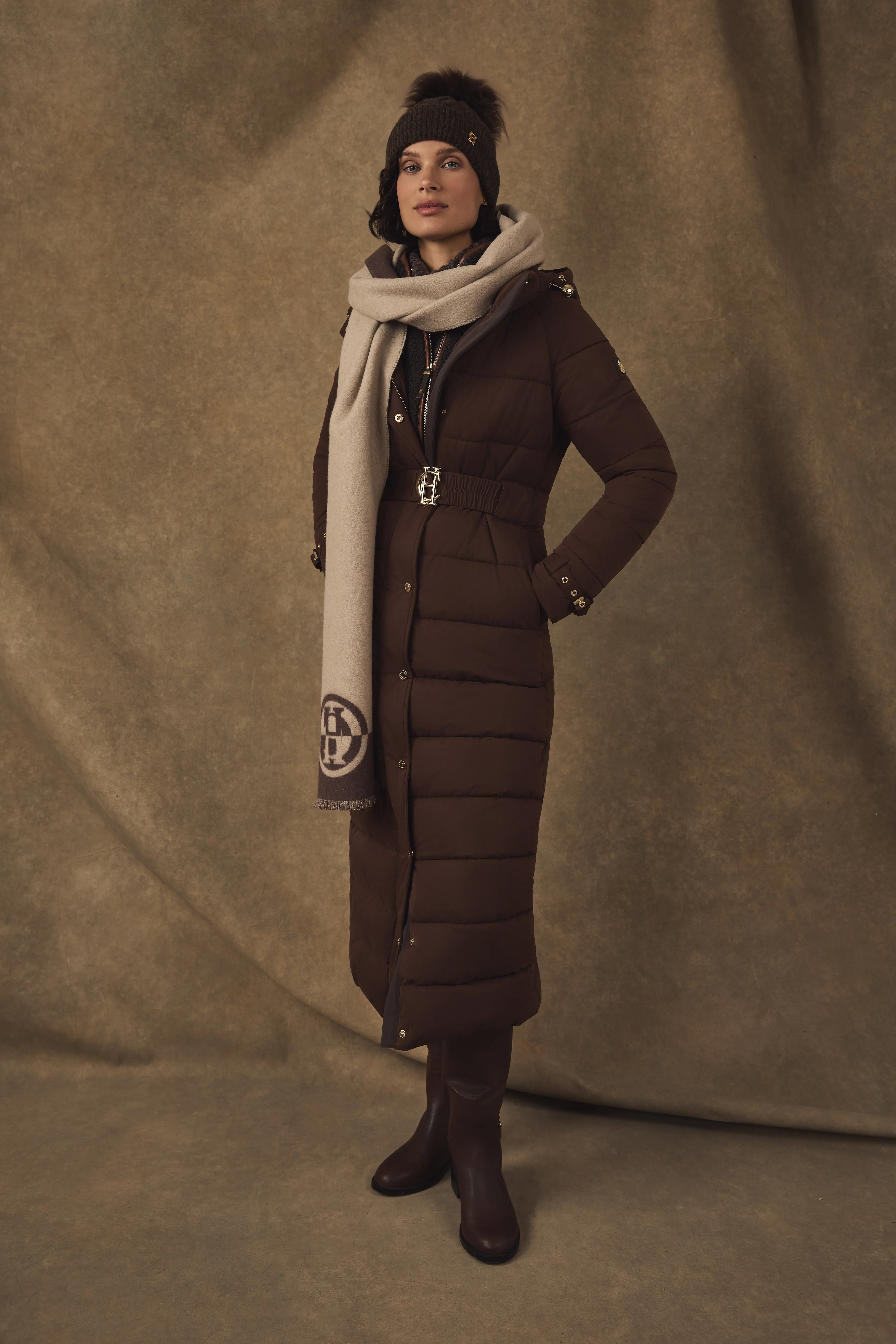 Jacquard Scarf (Chocolate Taupe) - Image 2