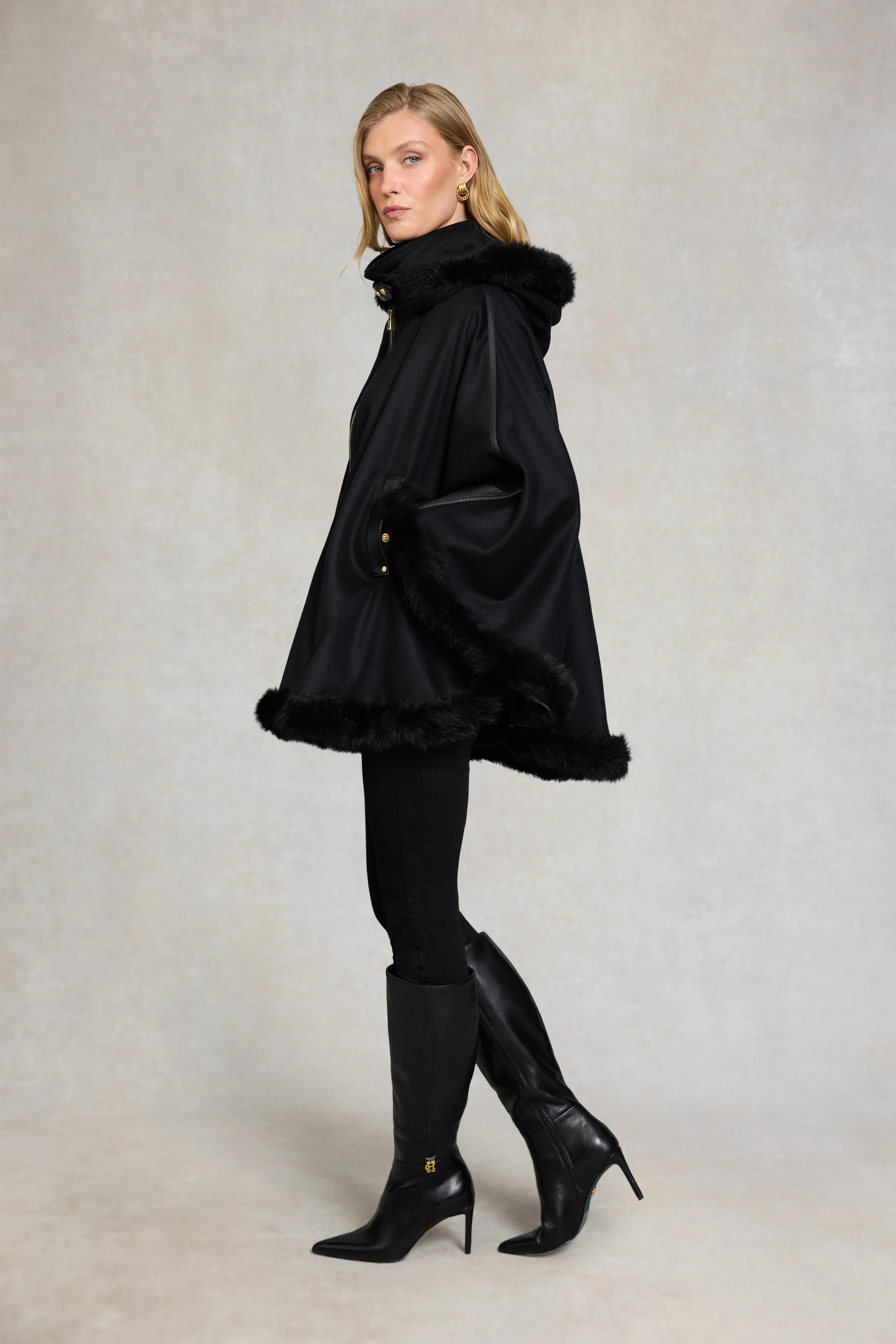 Kensington Gold Label Cape (Soft Black) - Image 4