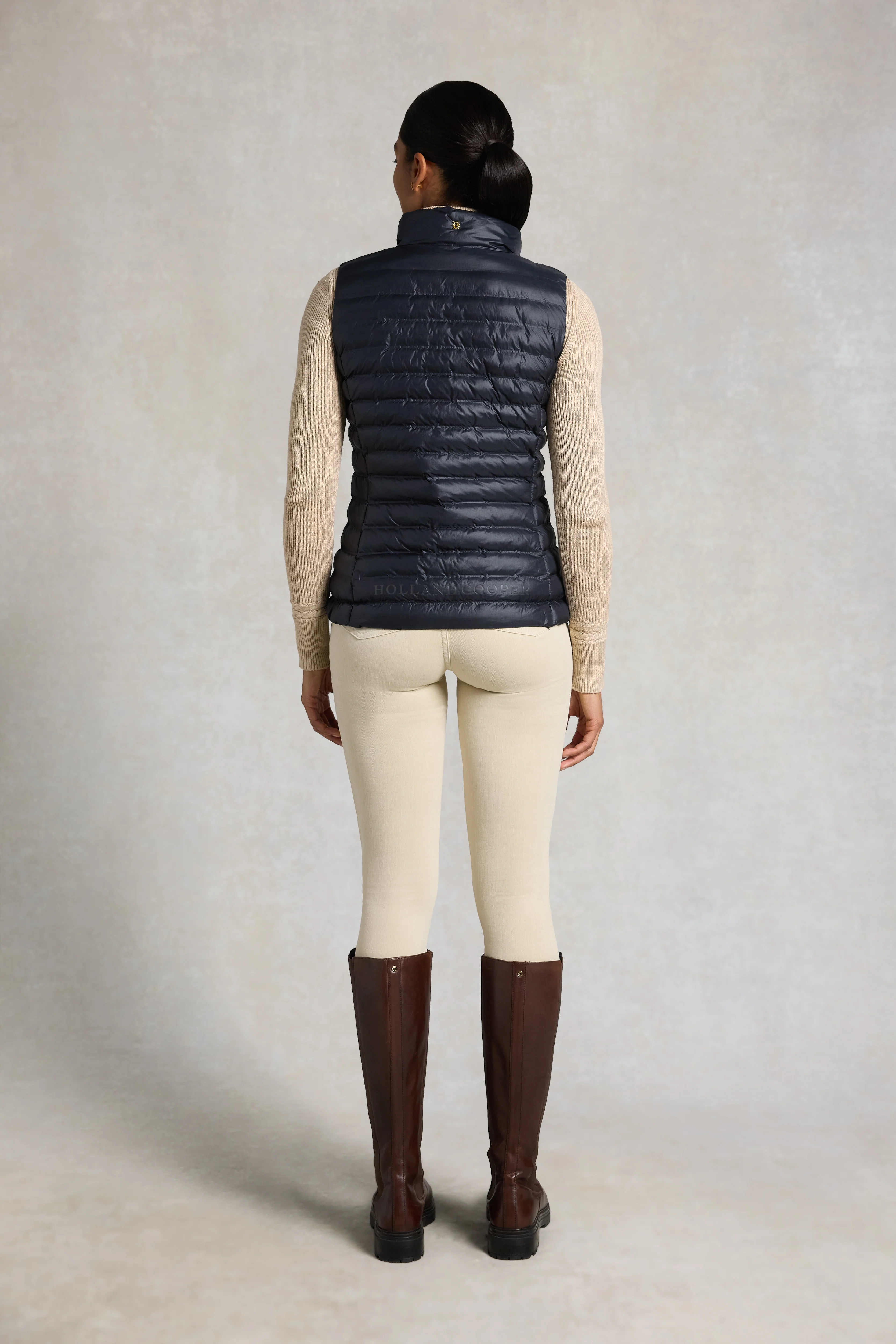 Lightweight Puffer Gilet (Ink Navy) - Image 5