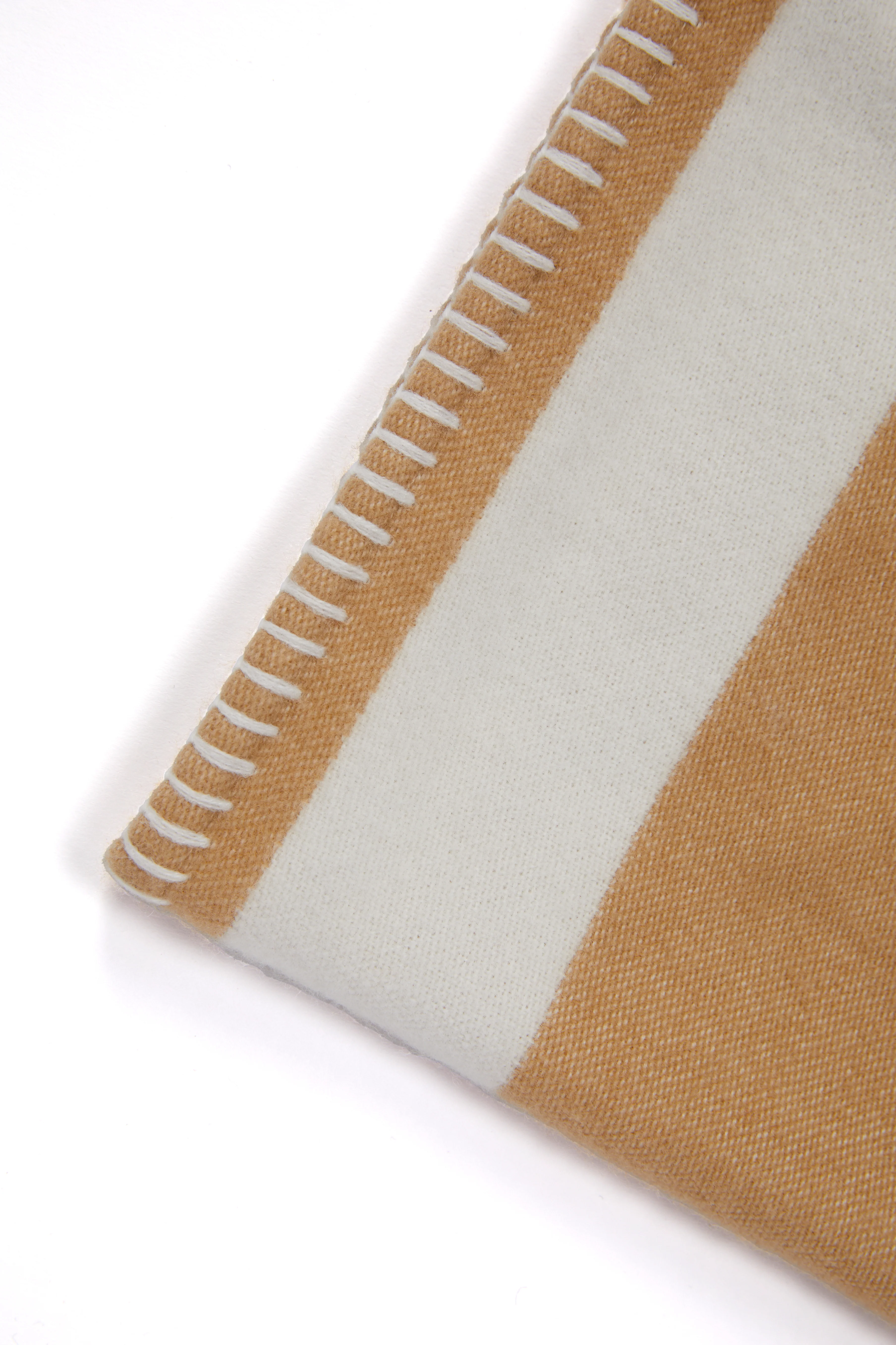 Luxury Blanket (Camel Cream) - Image 10
