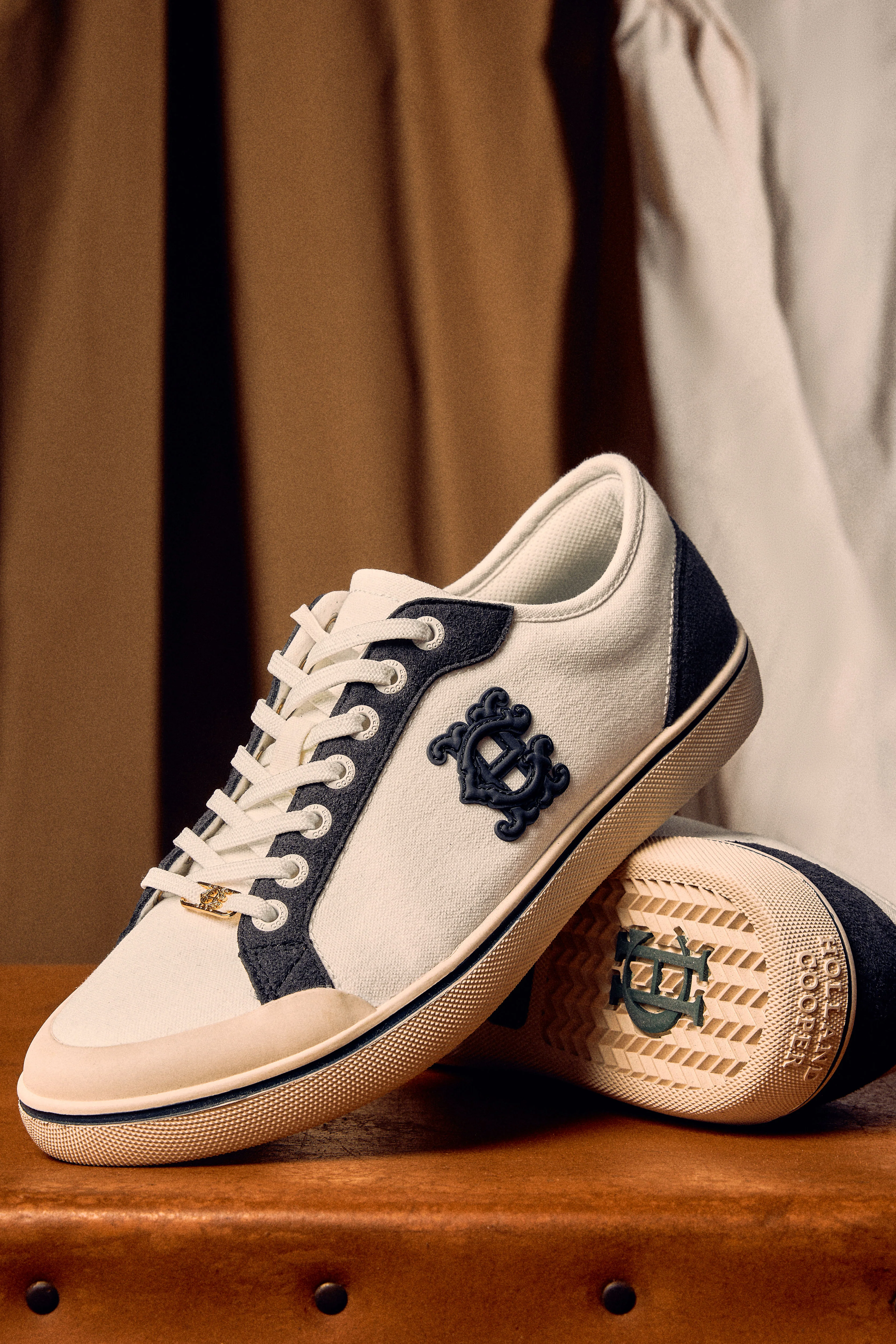 Mayfair Court Trainer (Off White Navy)