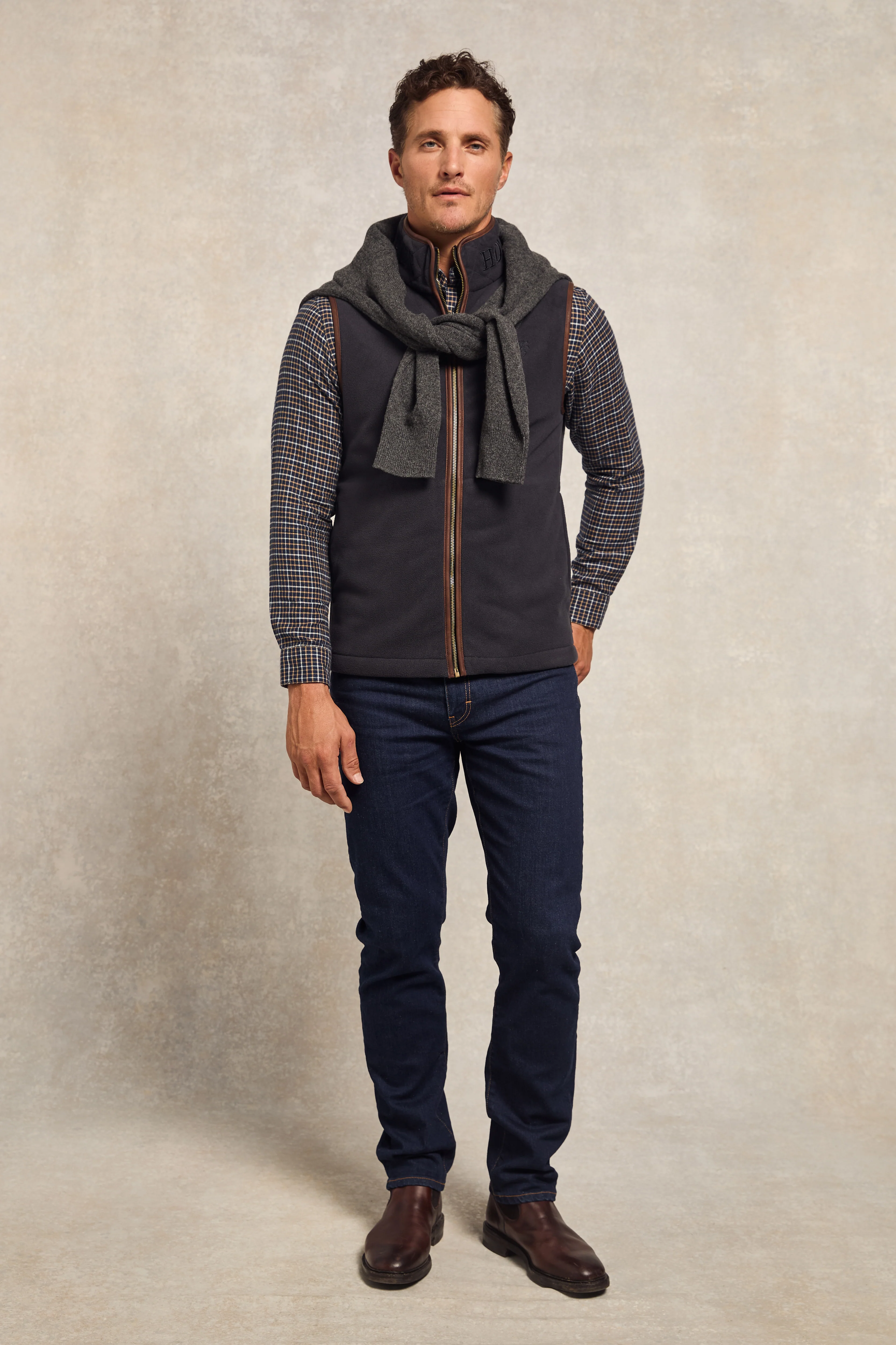 Men's Country Fleece Gilet (Ink Navy) - Image 3