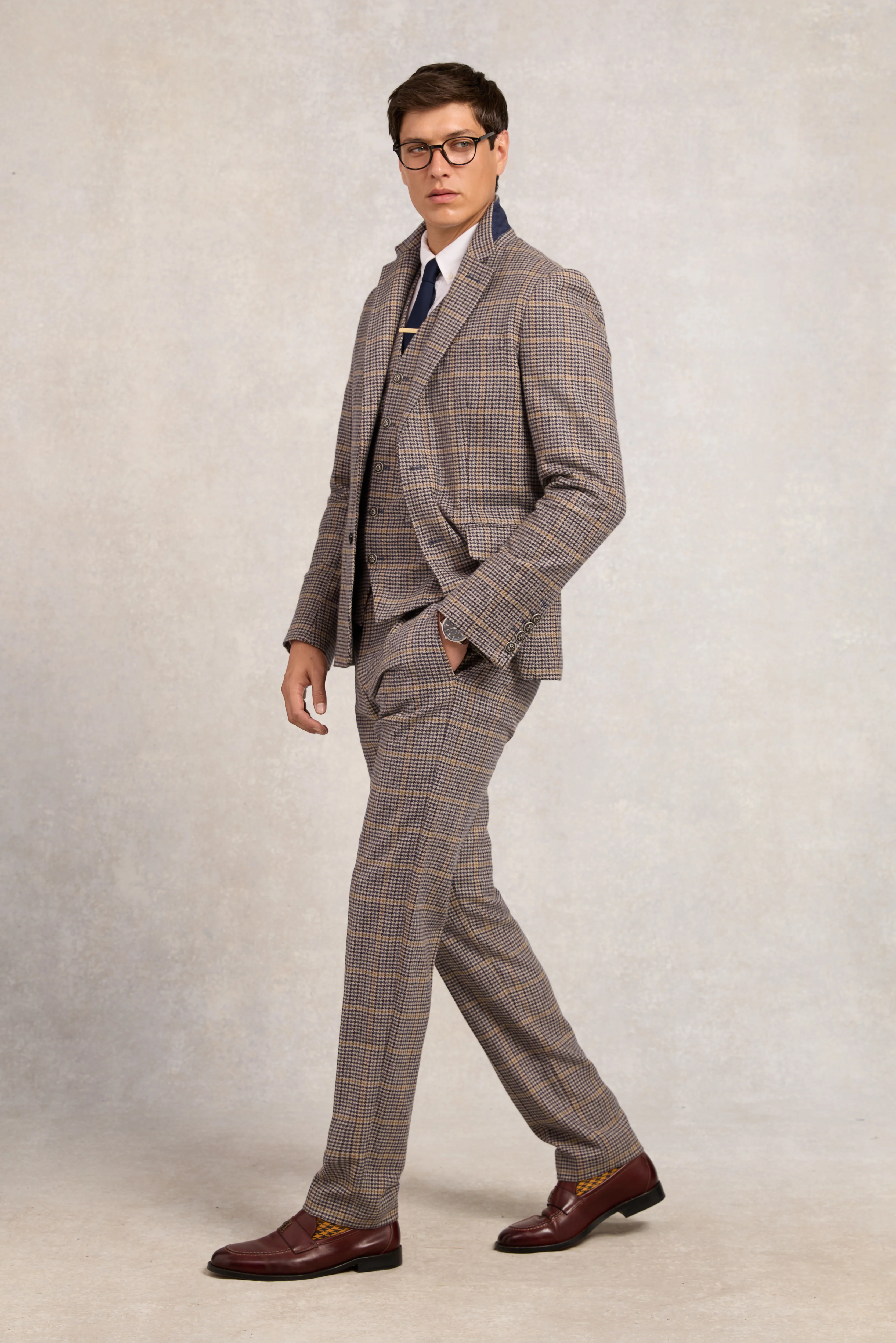 The Single Breasted Blazer (Prince of Wales Navy) - Image 3