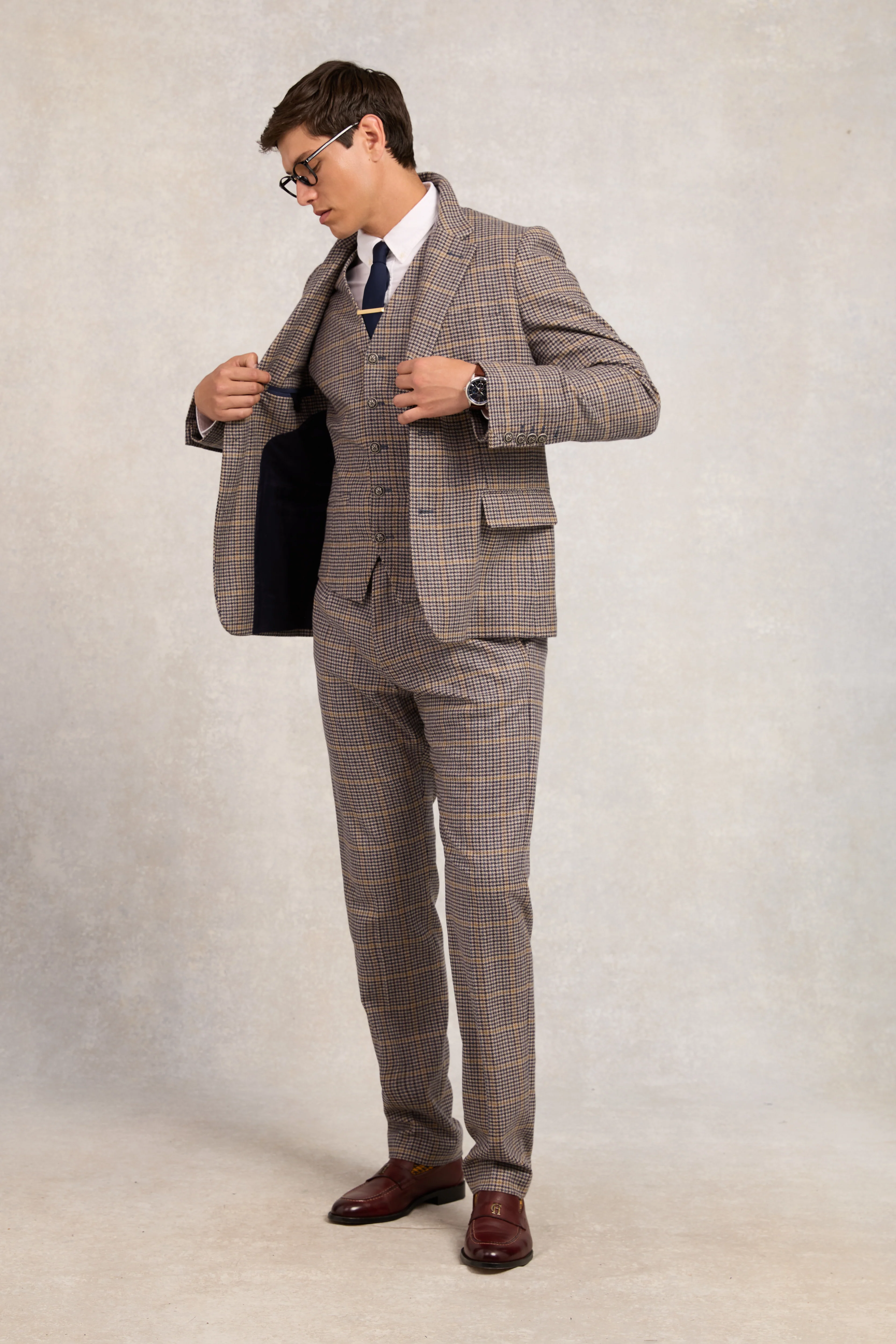 The Single Breasted Blazer (Prince of Wales Navy) - Image 7