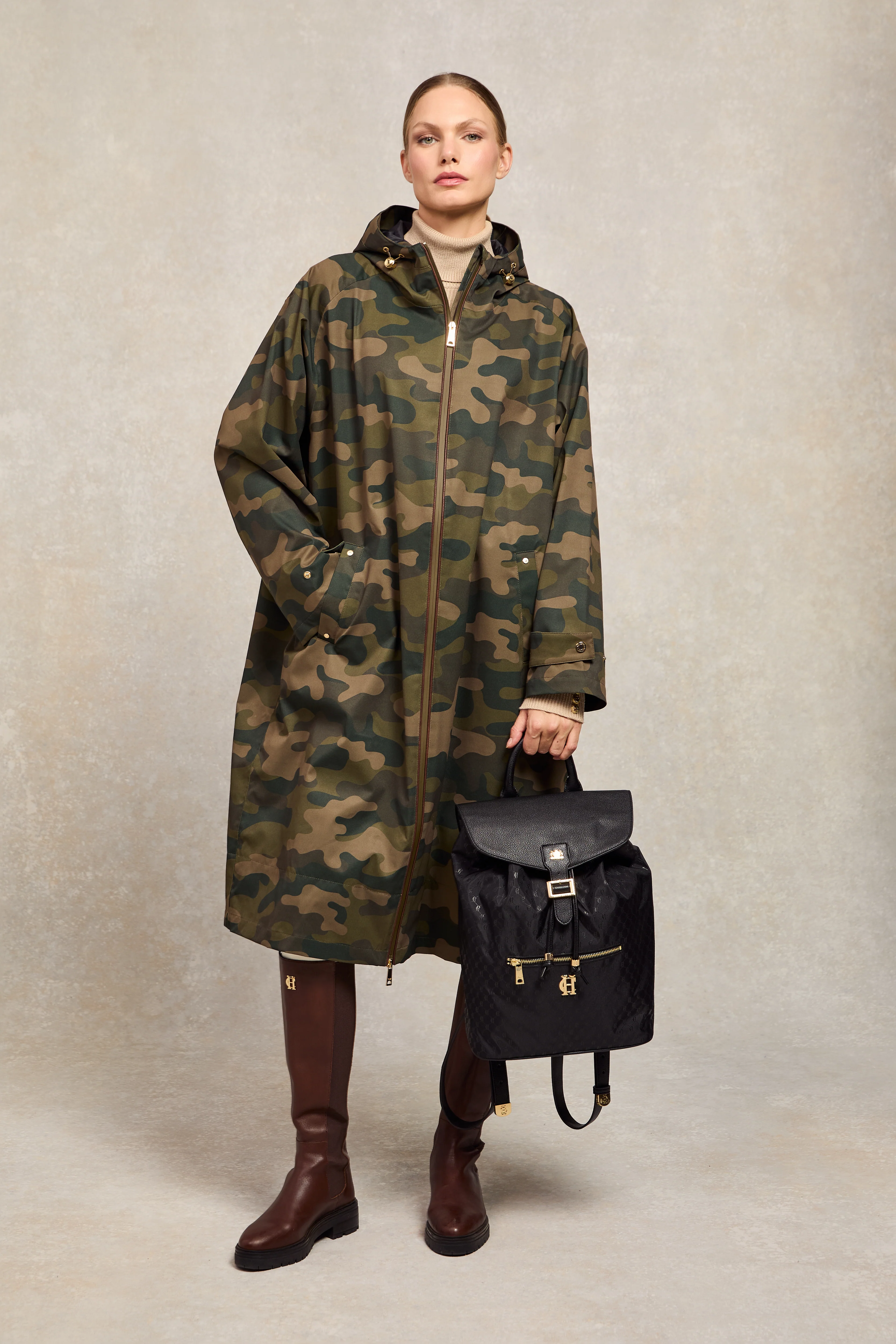 One-Size Lightweight Waterproof Coat (Camo) - Image 9
