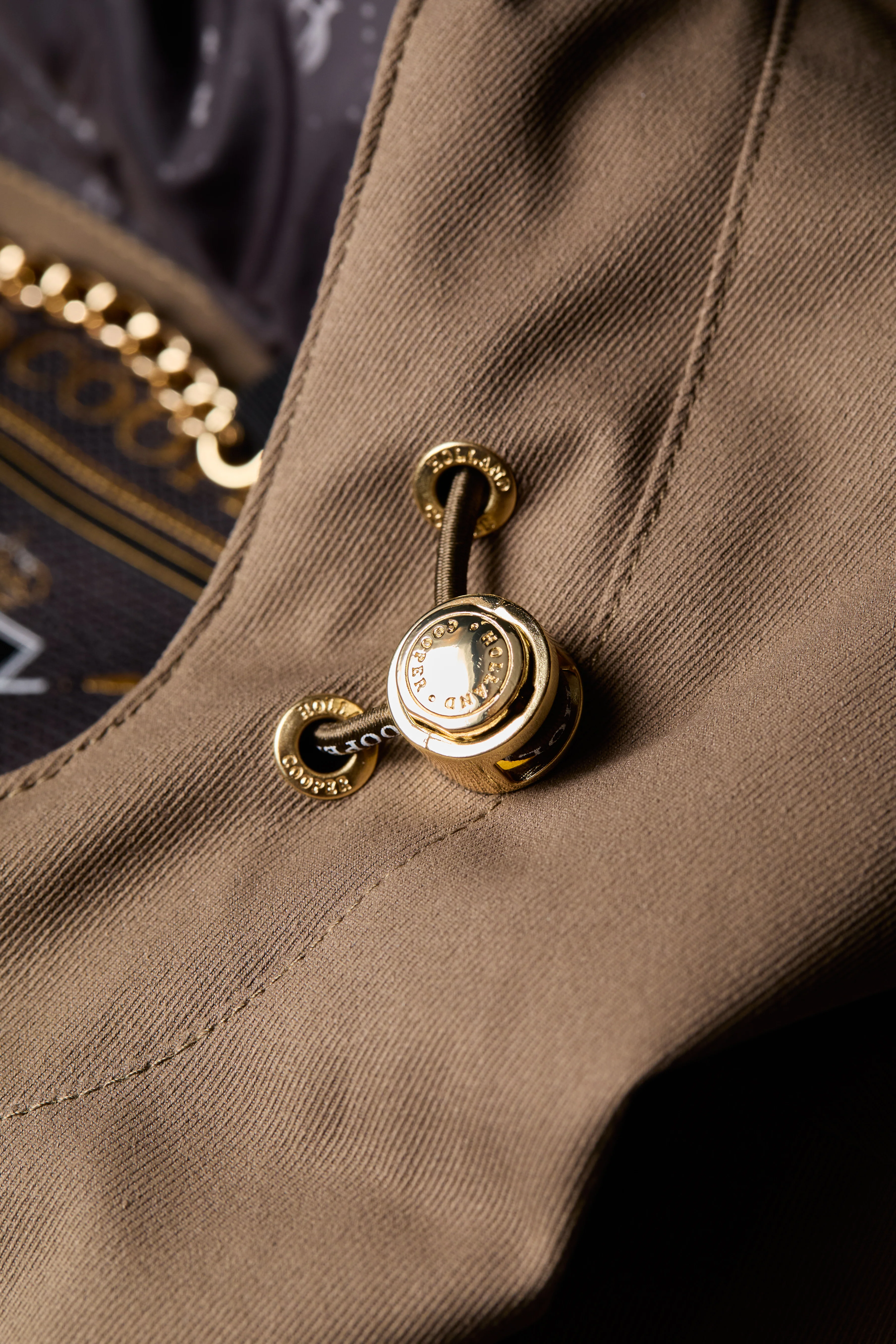 One-Size Lightweight Waterproof Coat (Mink) - Image 10