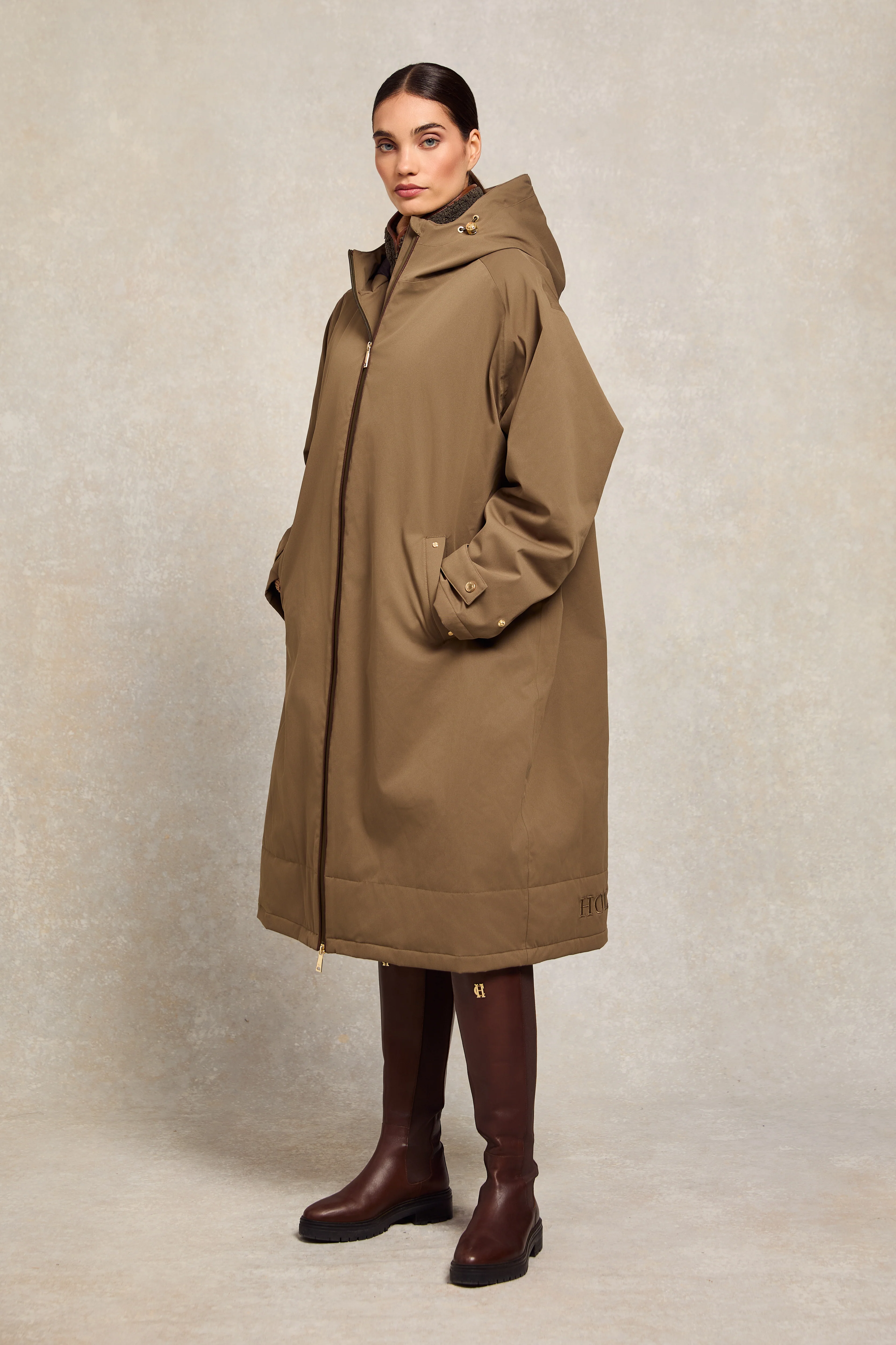 One-Size Lightweight Waterproof Coat (Mink) - Image 3