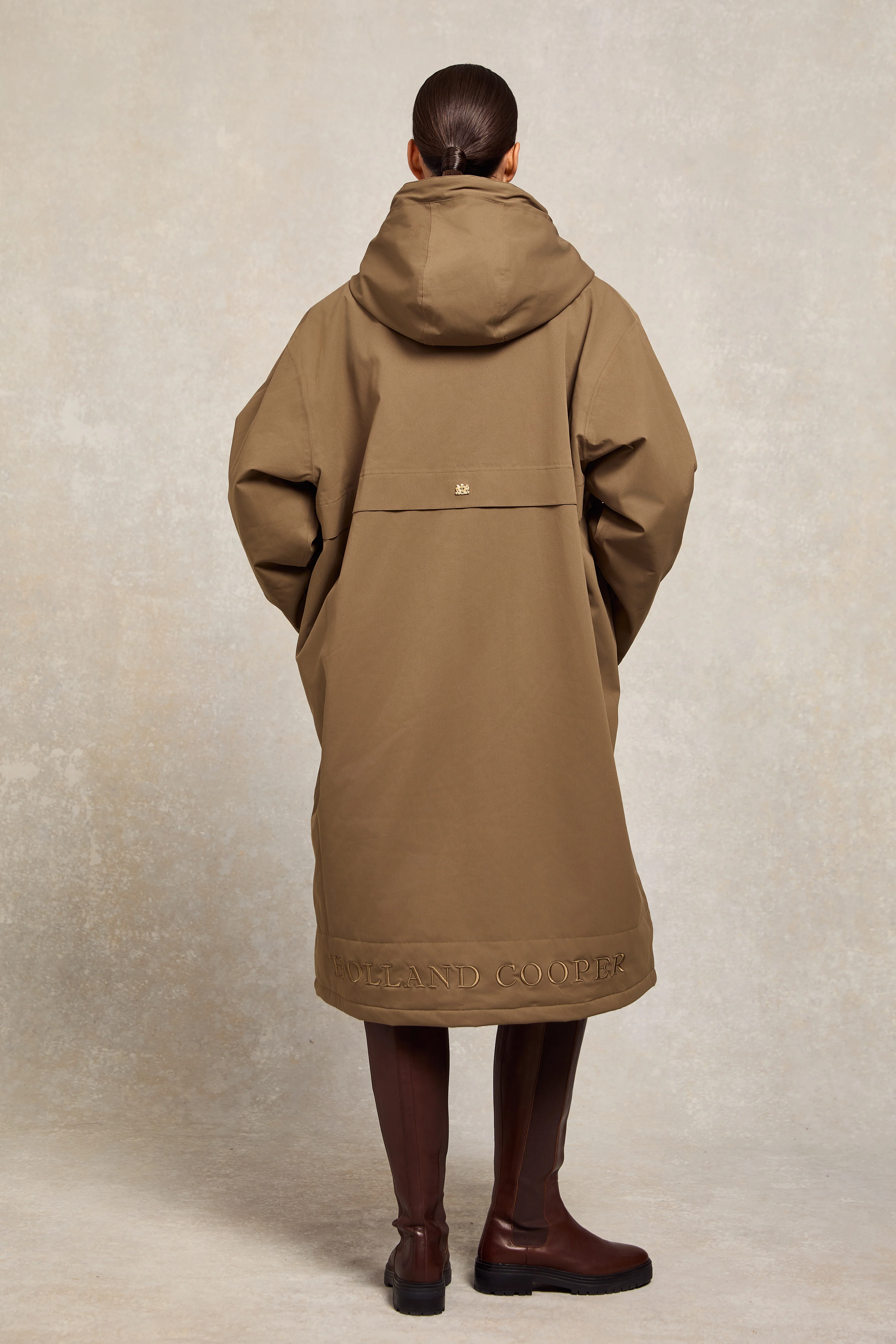 One-Size Lightweight Waterproof Coat (Mink) - Image 6