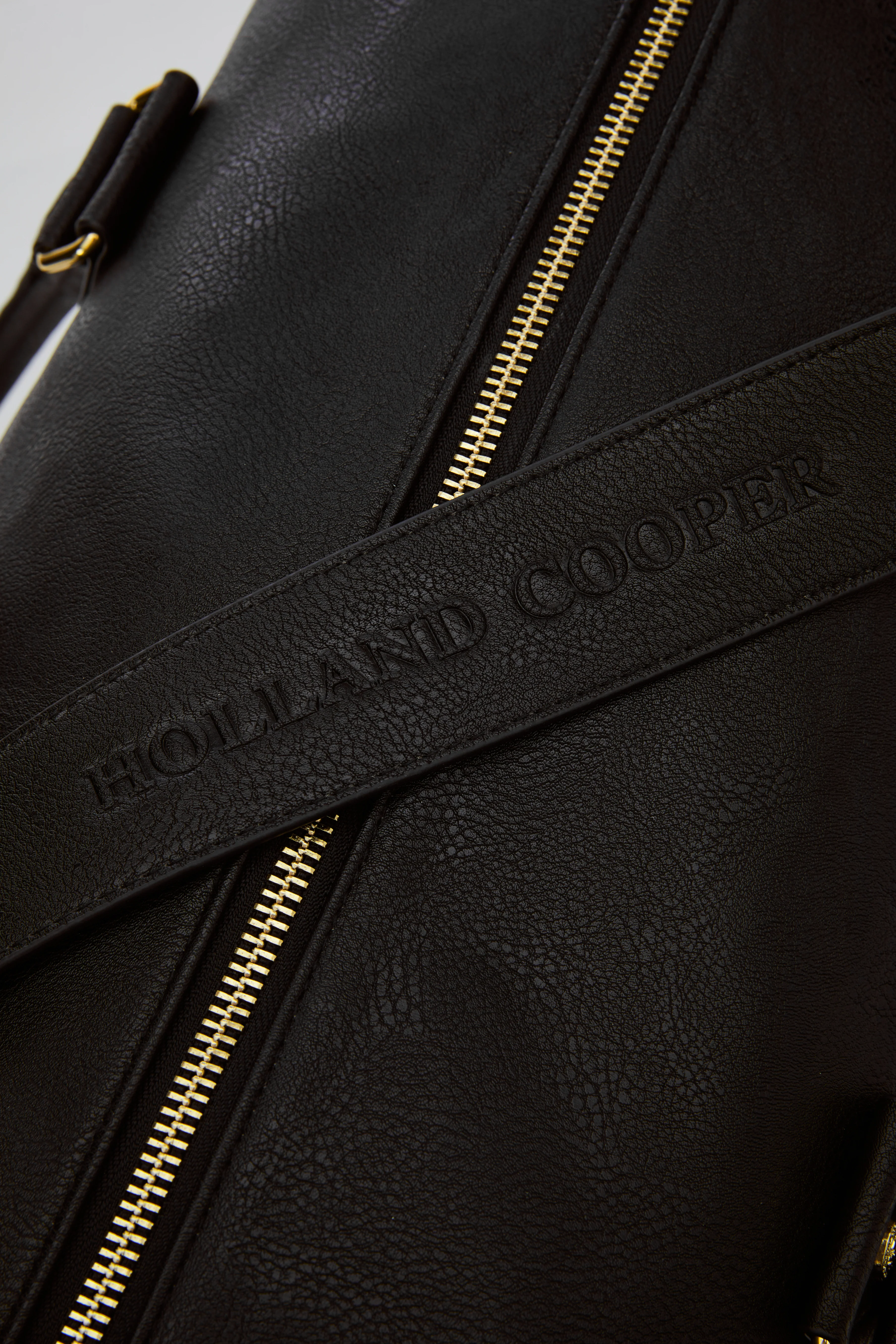 Regency Holdall (Black) - Image 8