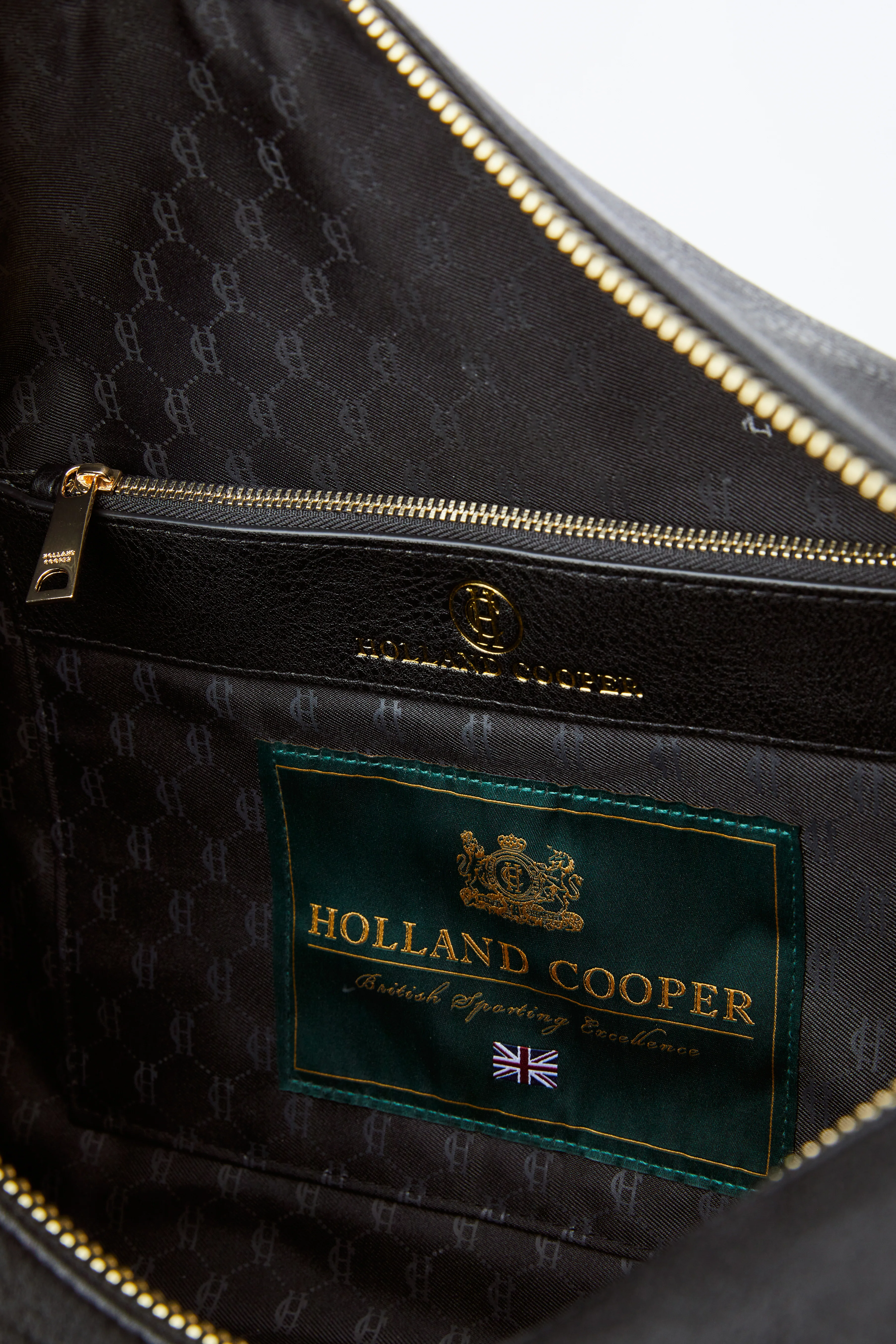 Regency Holdall (Black) - Image 9
