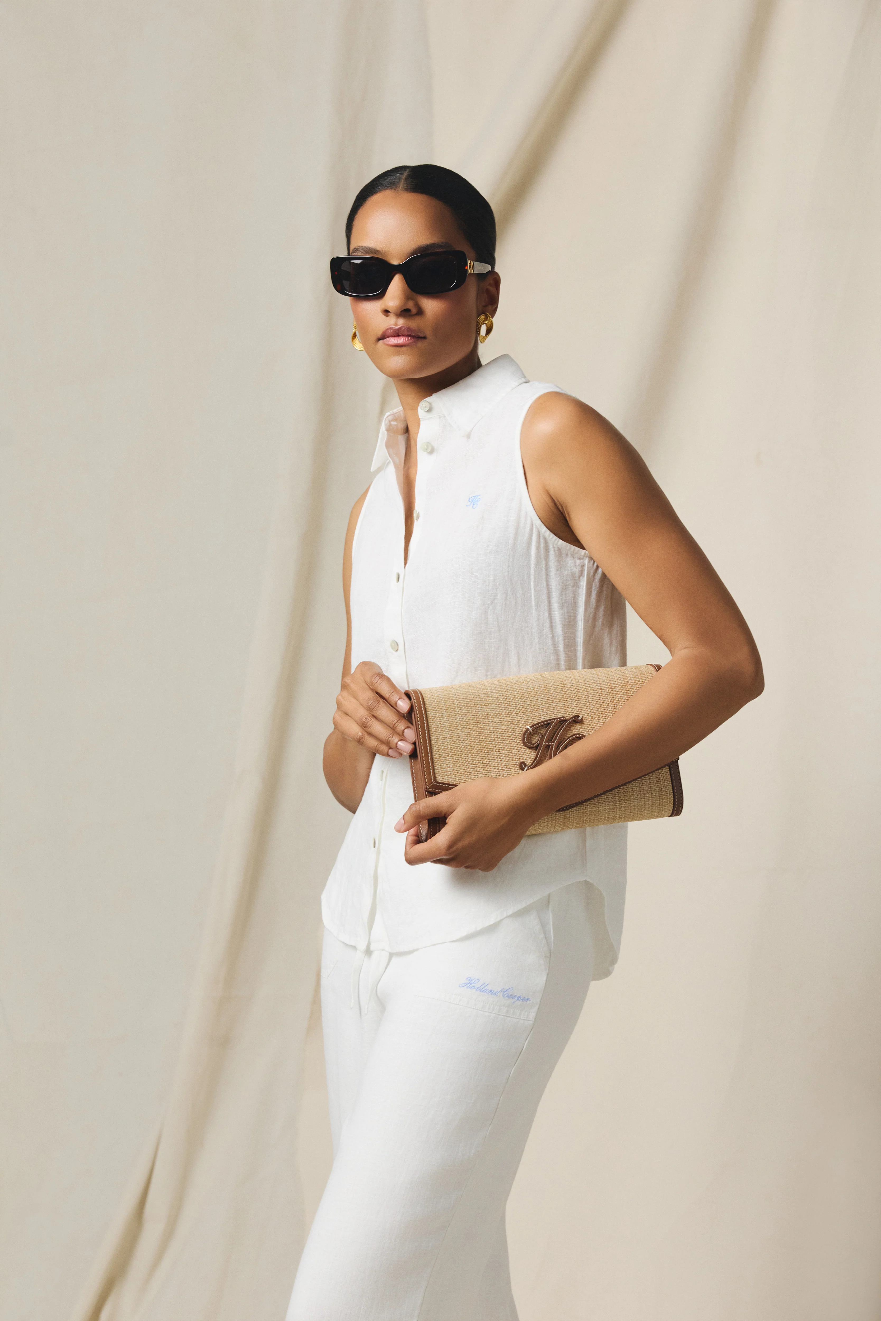 Sleeveless Amalfi Linen Shirt (White) - Image 3