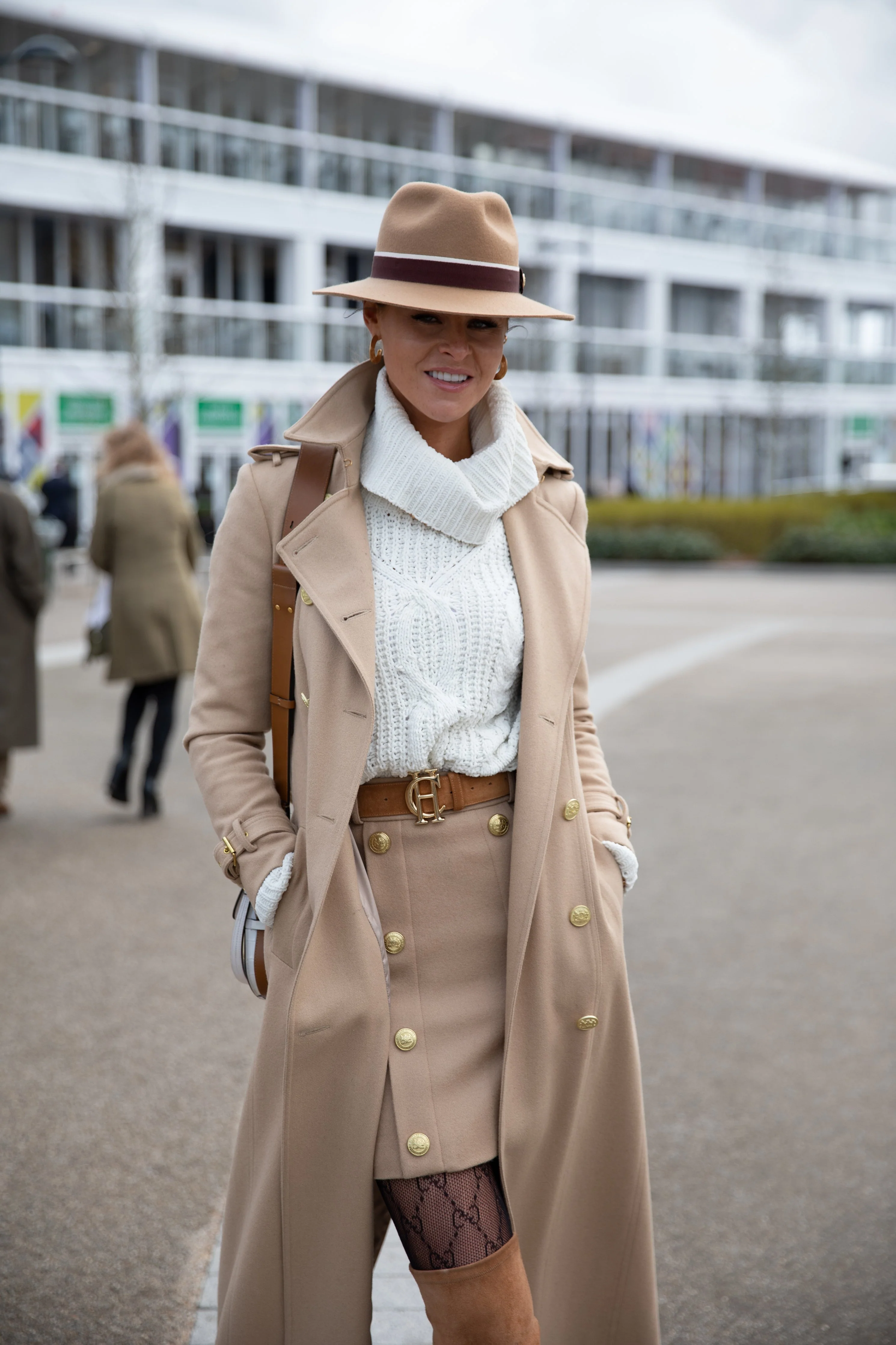 Jade's Camel Look (Camel) - Image 12